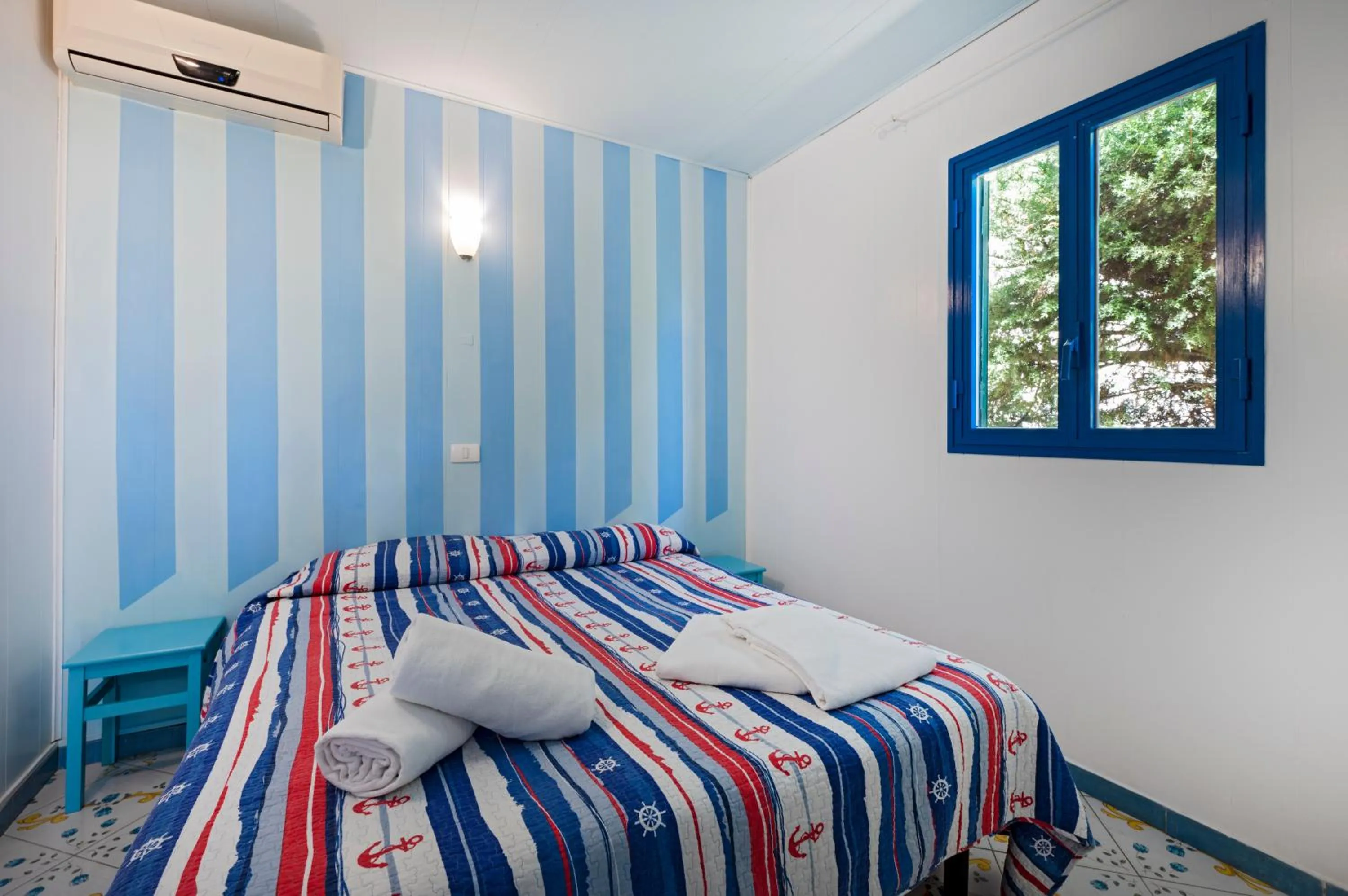 Bedroom, Bed in Marina del Cantone Chalet