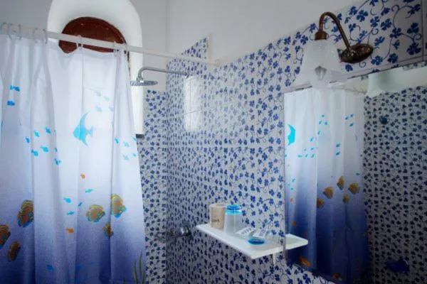 Shower in Marina del Cantone Chalet