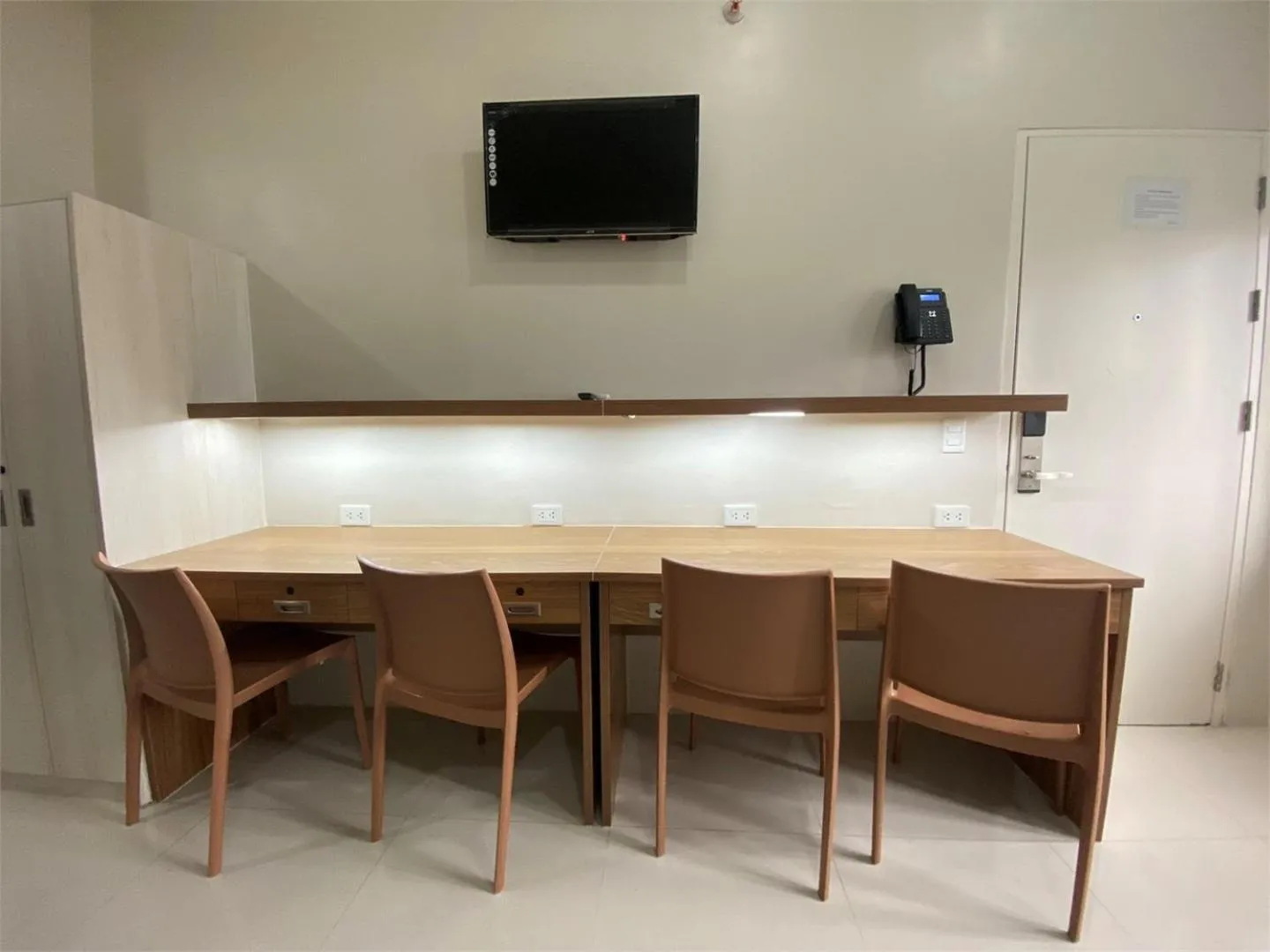 TV and multimedia in UHome Lacson