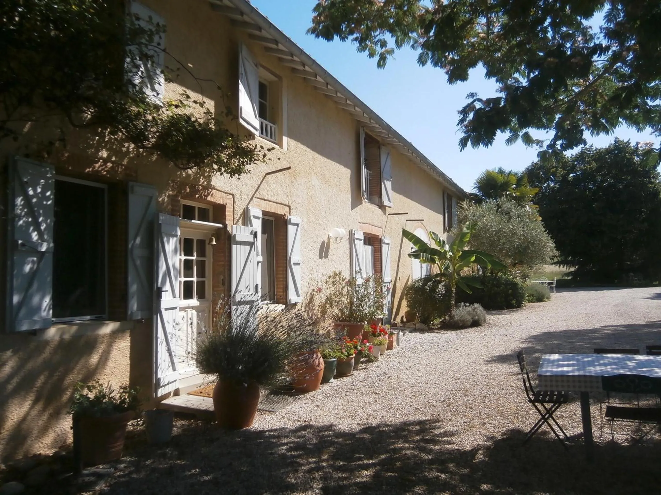 Facade/entrance in La Ferme Montplaisir