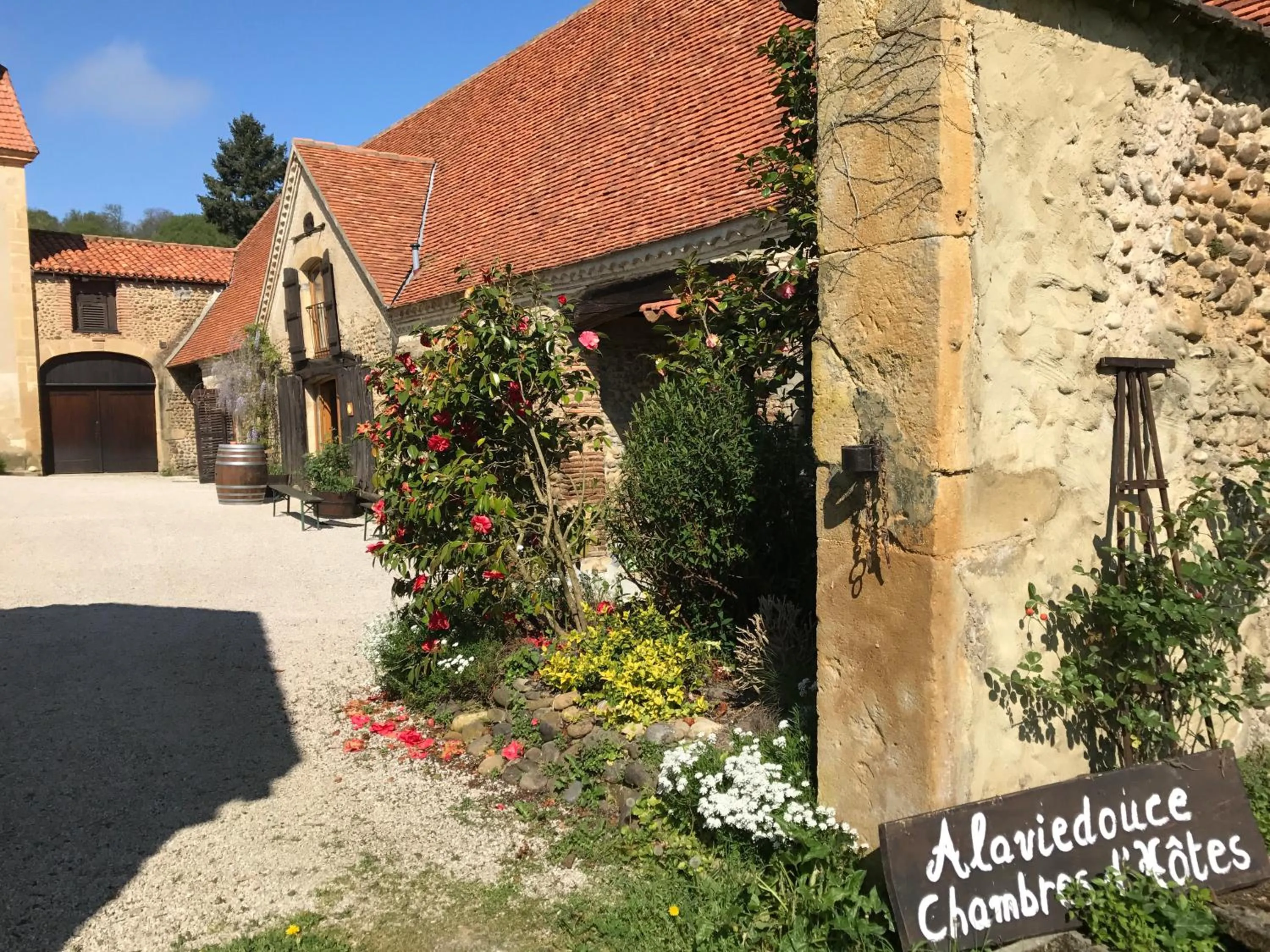 Facade/entrance in A la Vie Douce