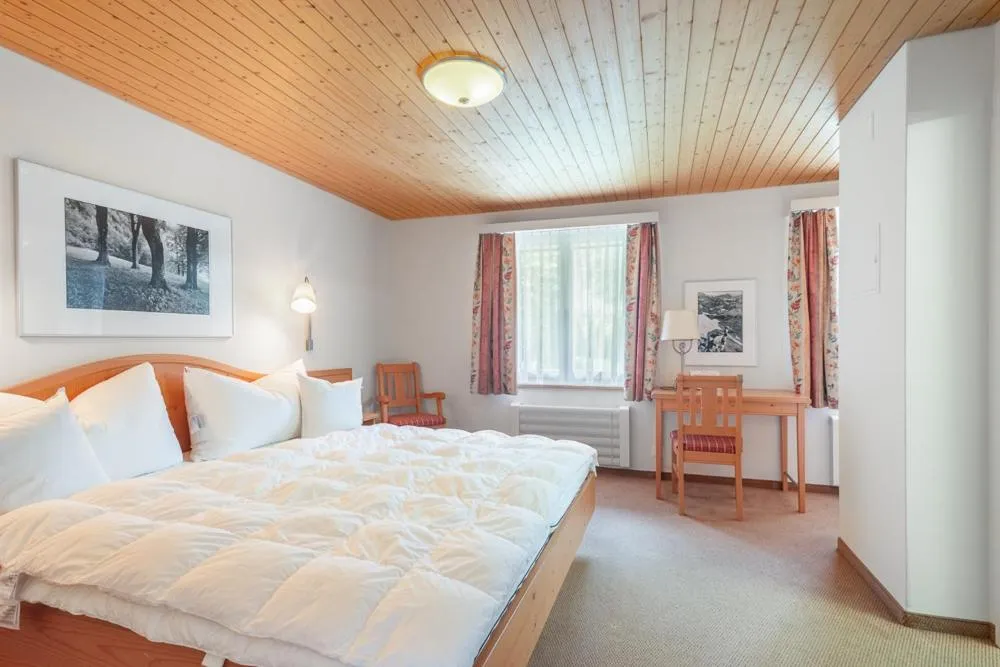 Photo of the whole room in Berghotel Obersee