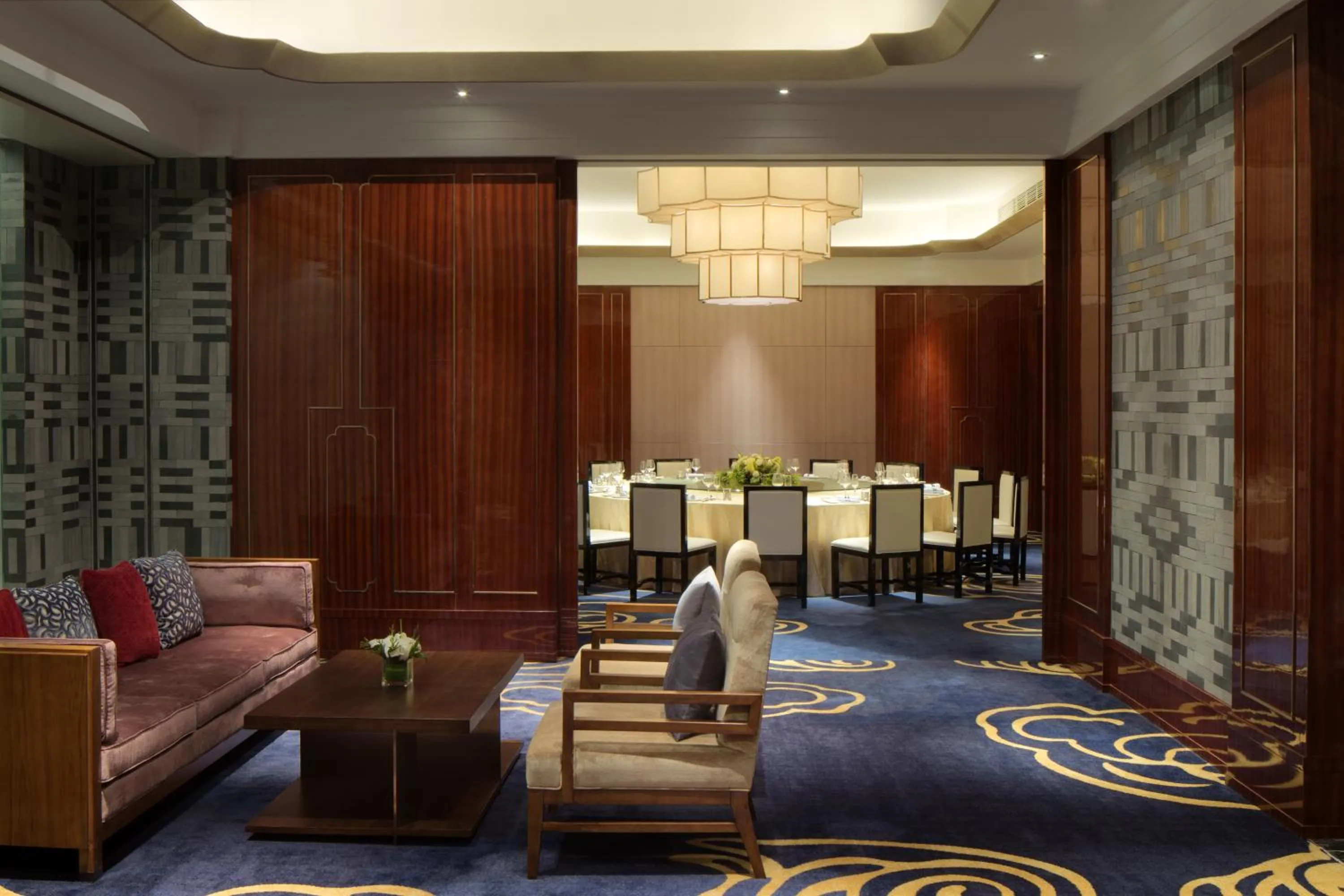 Restaurant/places to eat in Radisson Blu Hotel Kashgar