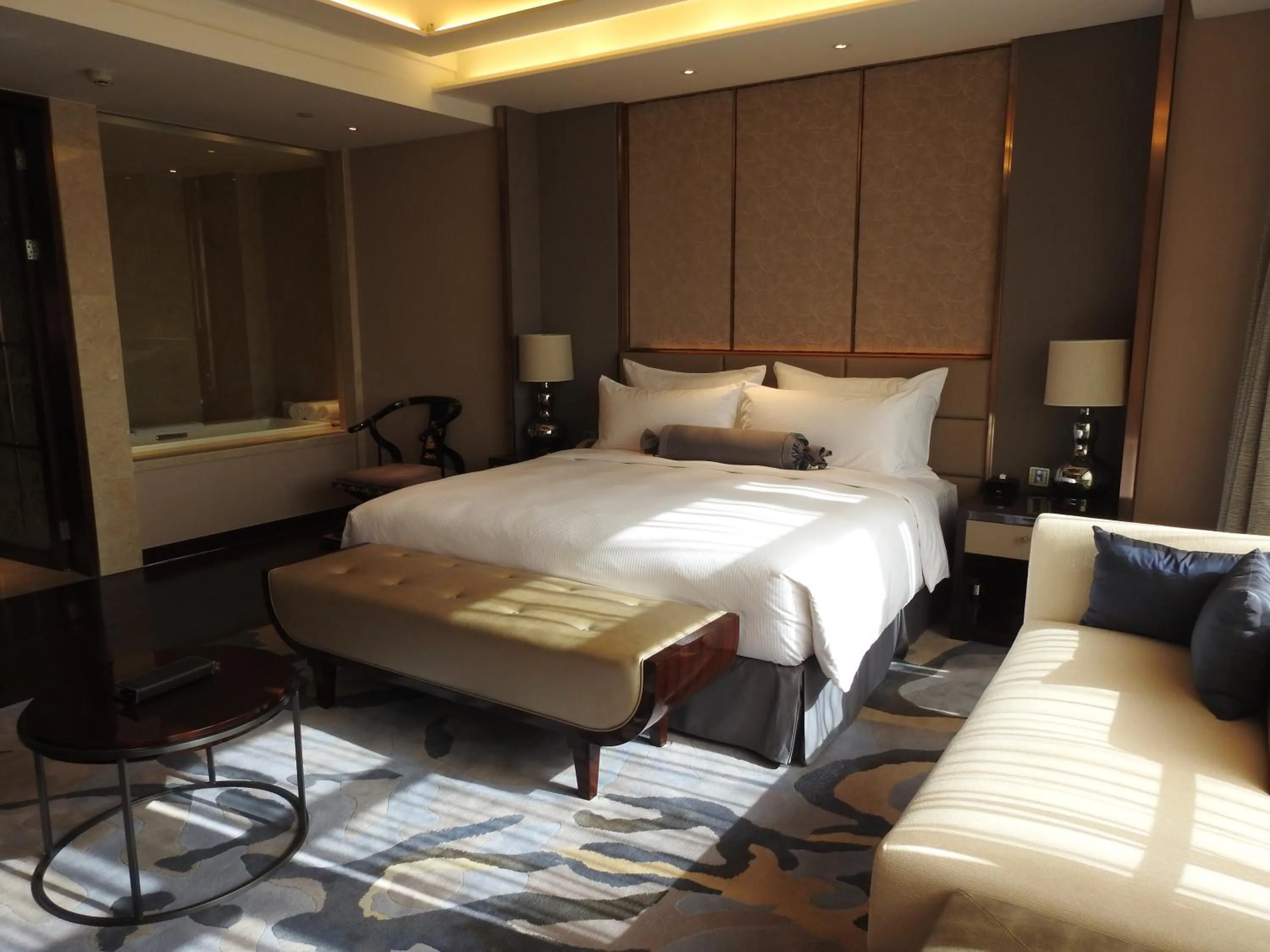 Bedroom, Bed in Radisson Blu Hotel Kashgar