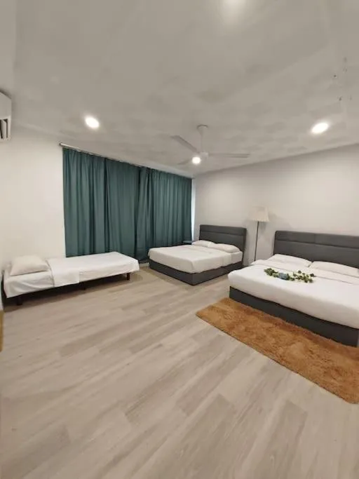 Bed in Taman Duta KL Deluxe Villa by uBook