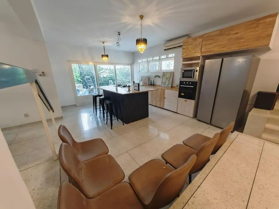 Kitchen or kitchenette in Taman Duta KL Deluxe Villa by uBook