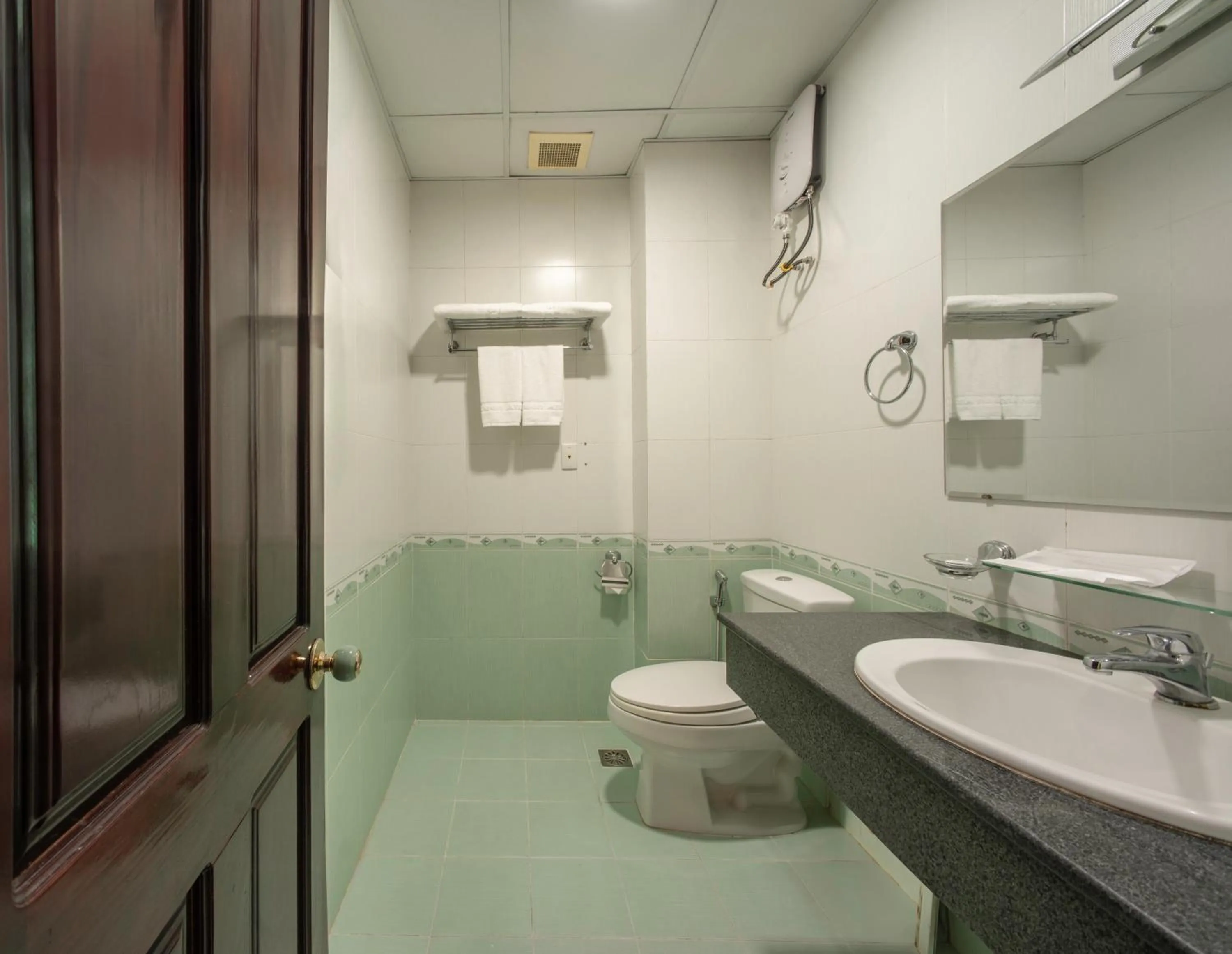 Toilet in Green Nha Trang