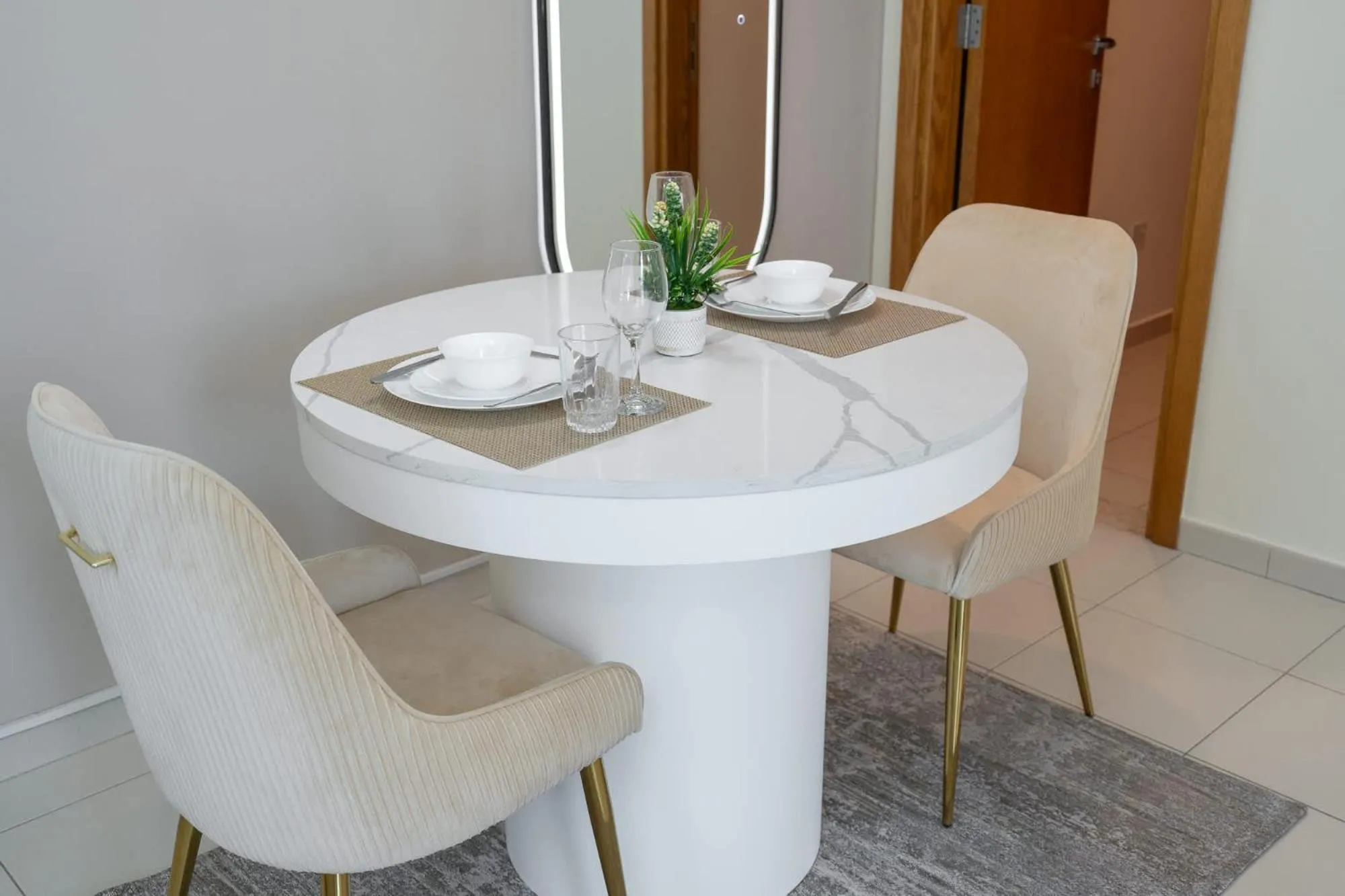 Glorious Studio with Easy City Access in Bay Square 9, Business Bay