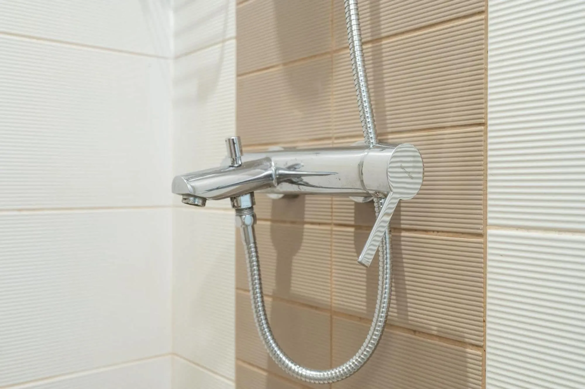 Glorious Studio with Easy City Access in Bay Square 9, Business Bay