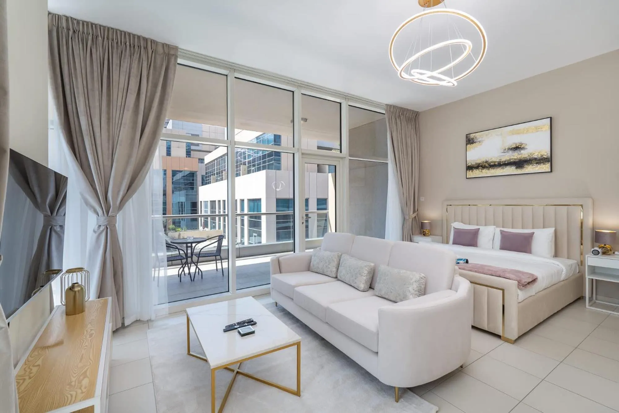 Glorious Studio with Easy City Access in Bay Square 9, Business Bay