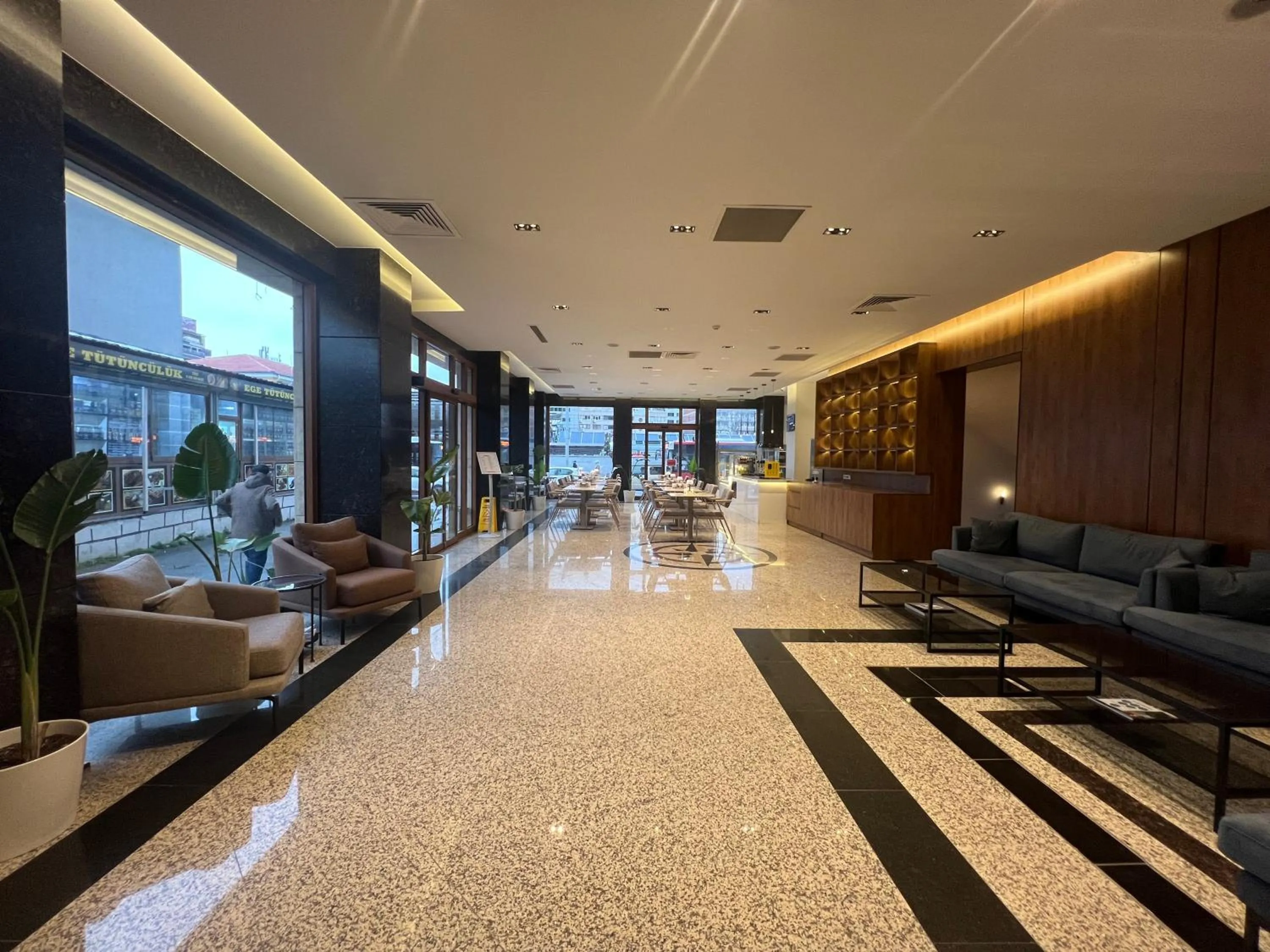 Lobby or reception in İstanblu Hotel&Spa
