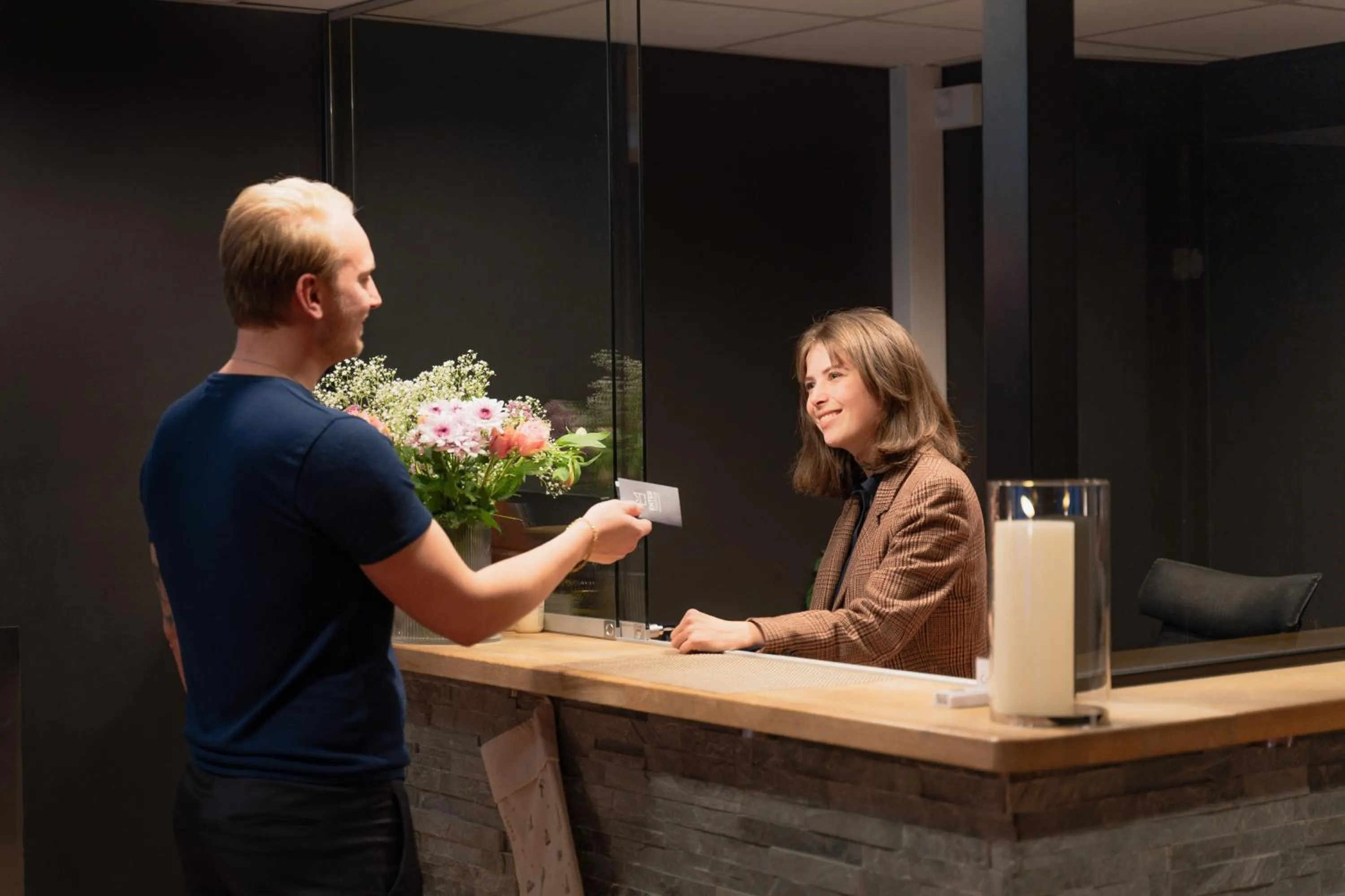 People in Enter Skansen Hotel