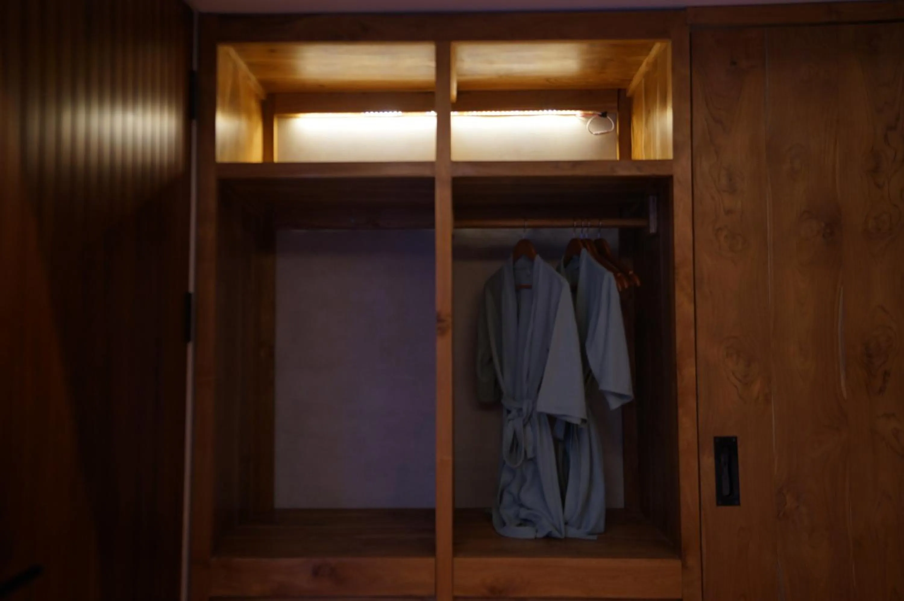 wardrobe in The Shanti Graha Villas