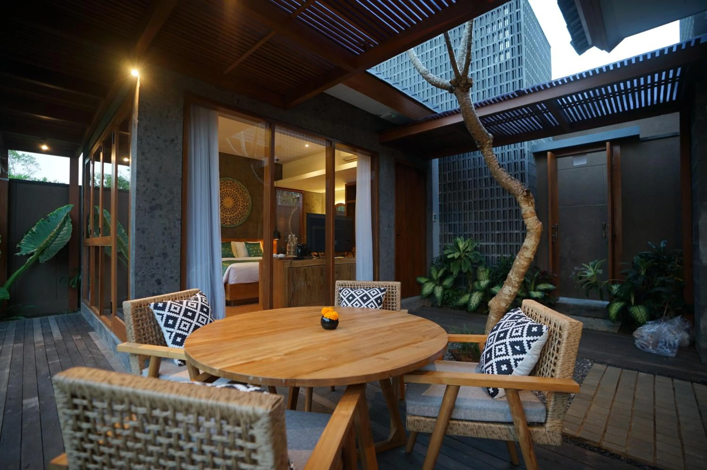 Dining area in The Shanti Graha Villas