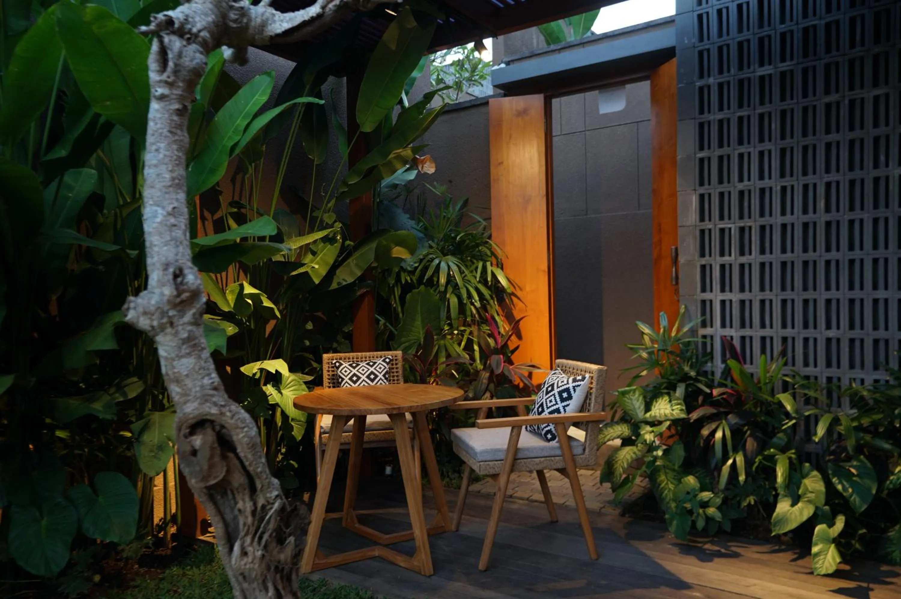 Garden in The Shanti Graha Villas