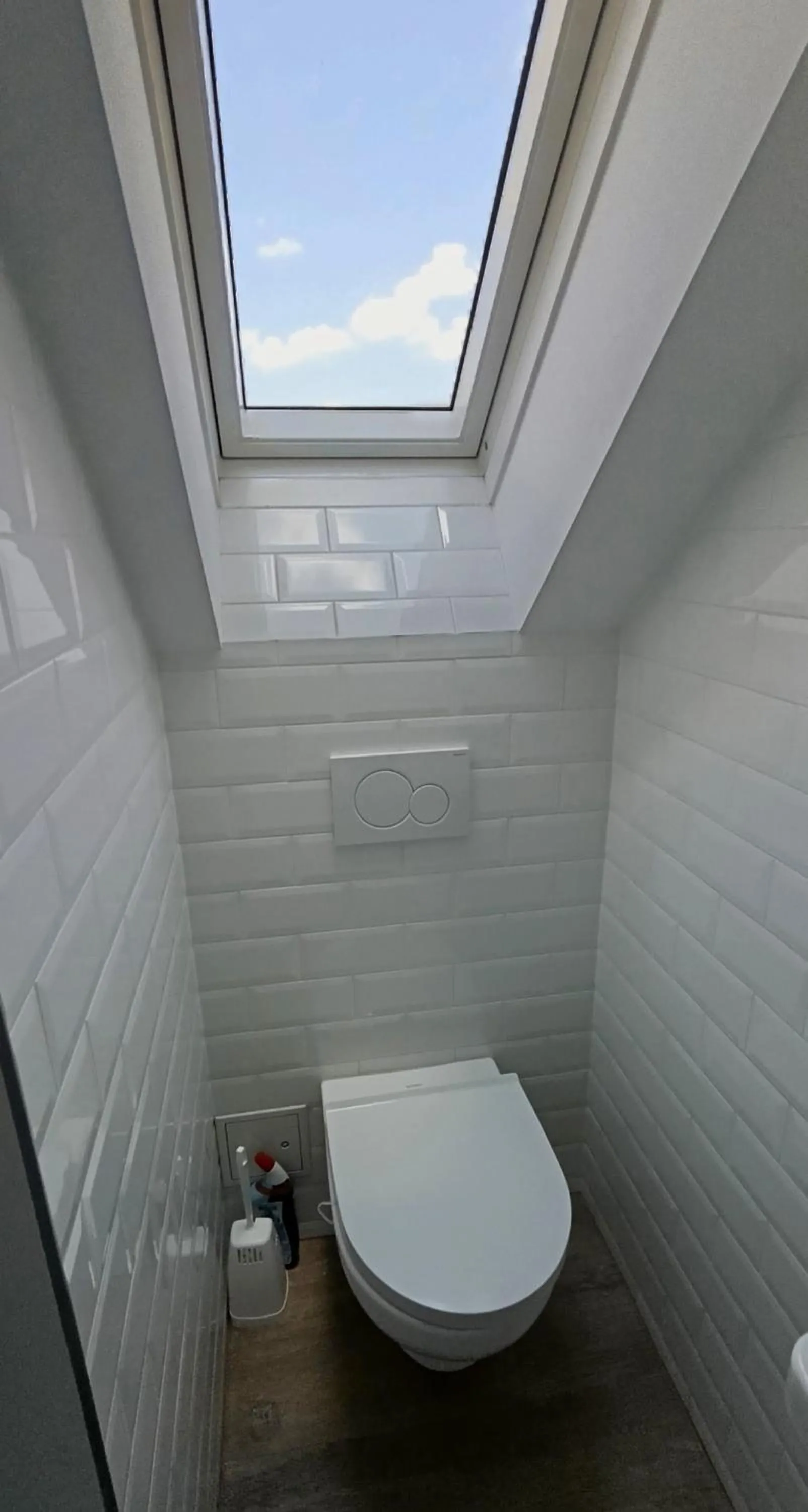 Toilet in BOSSA CITY Design Apartments