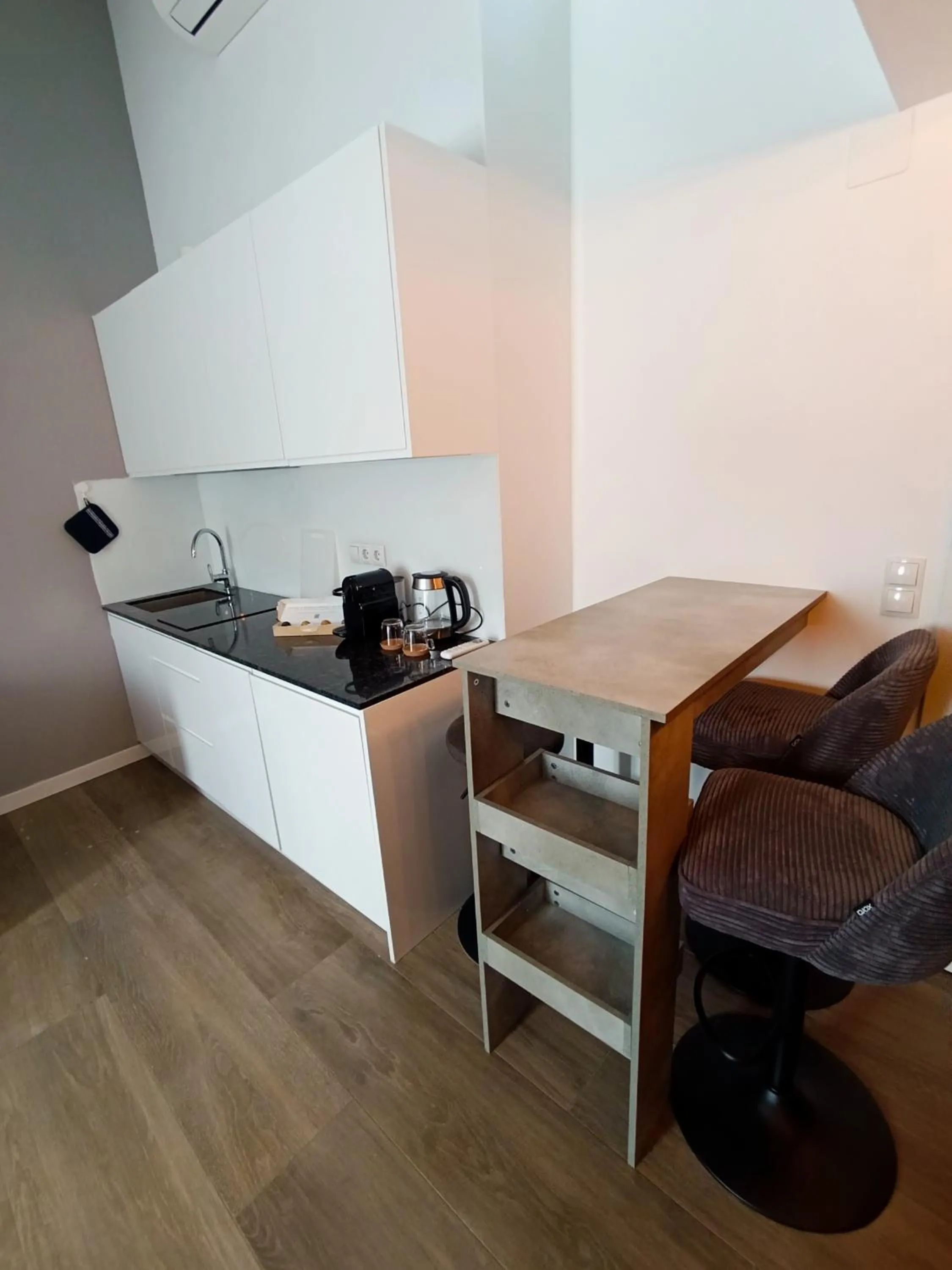 Kitchen or kitchenette in BOSSA CITY Design Apartments