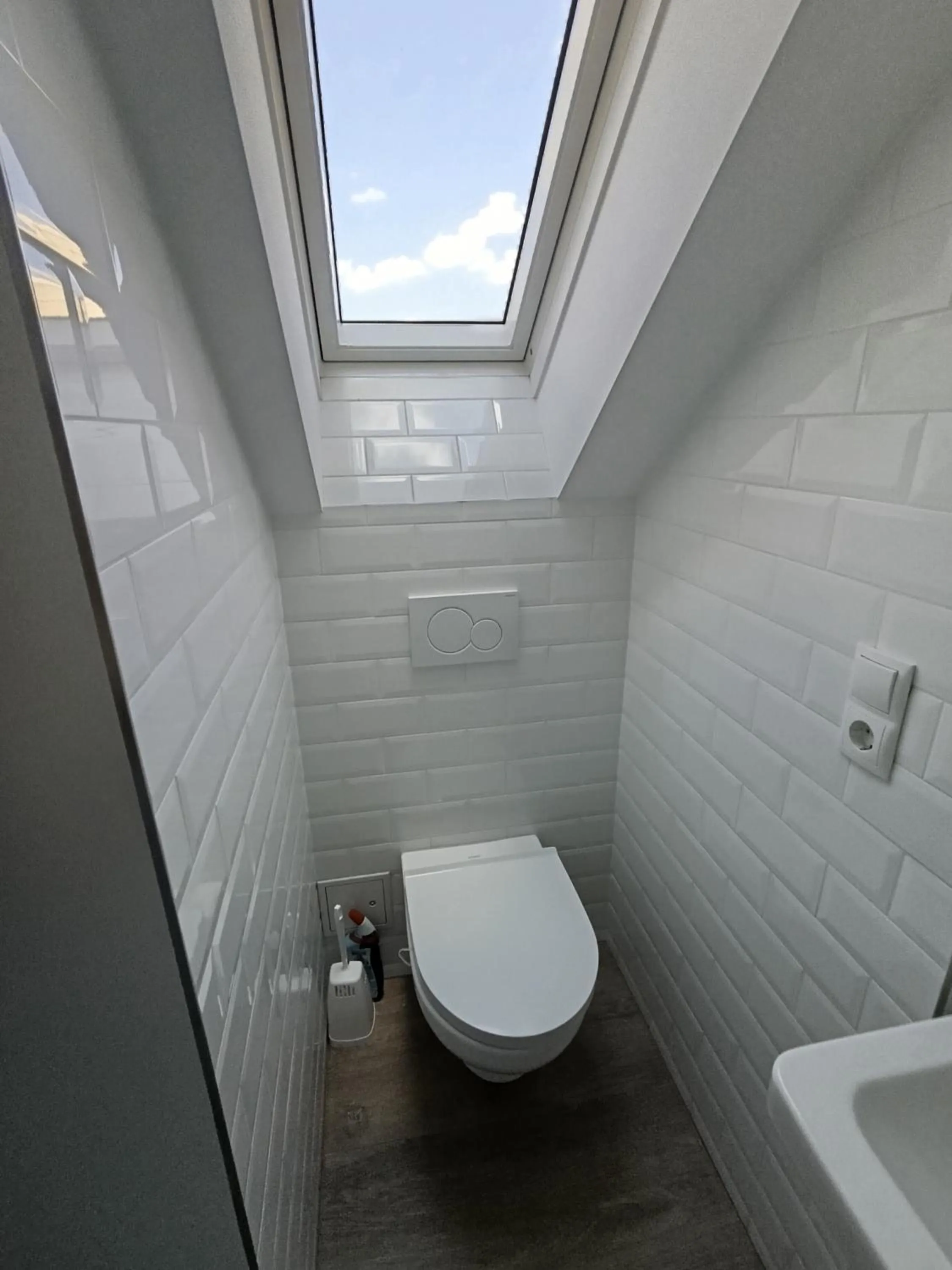 Toilet in BOSSA CITY Design Apartments