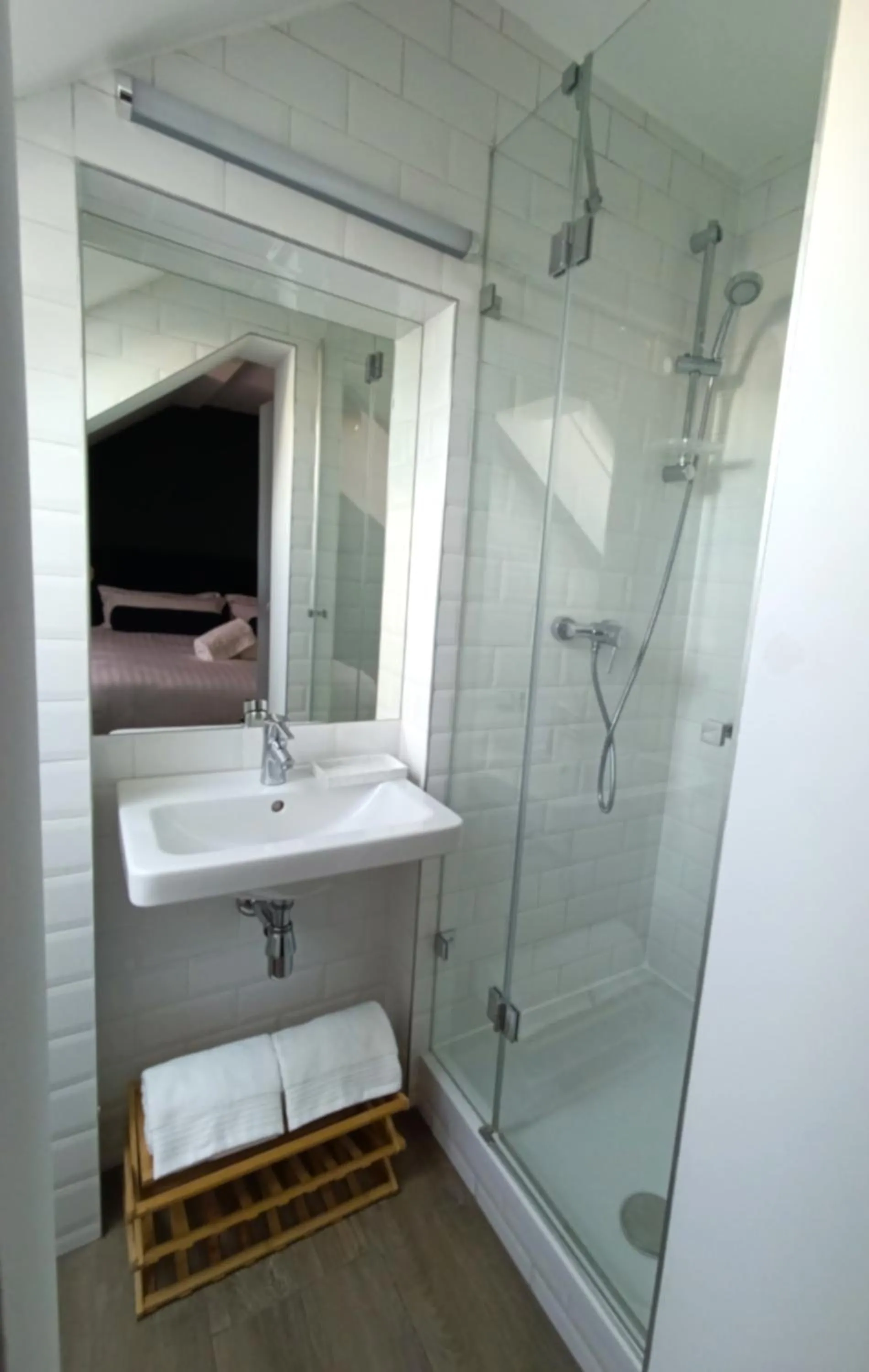 Shower in BOSSA CITY Design Apartments