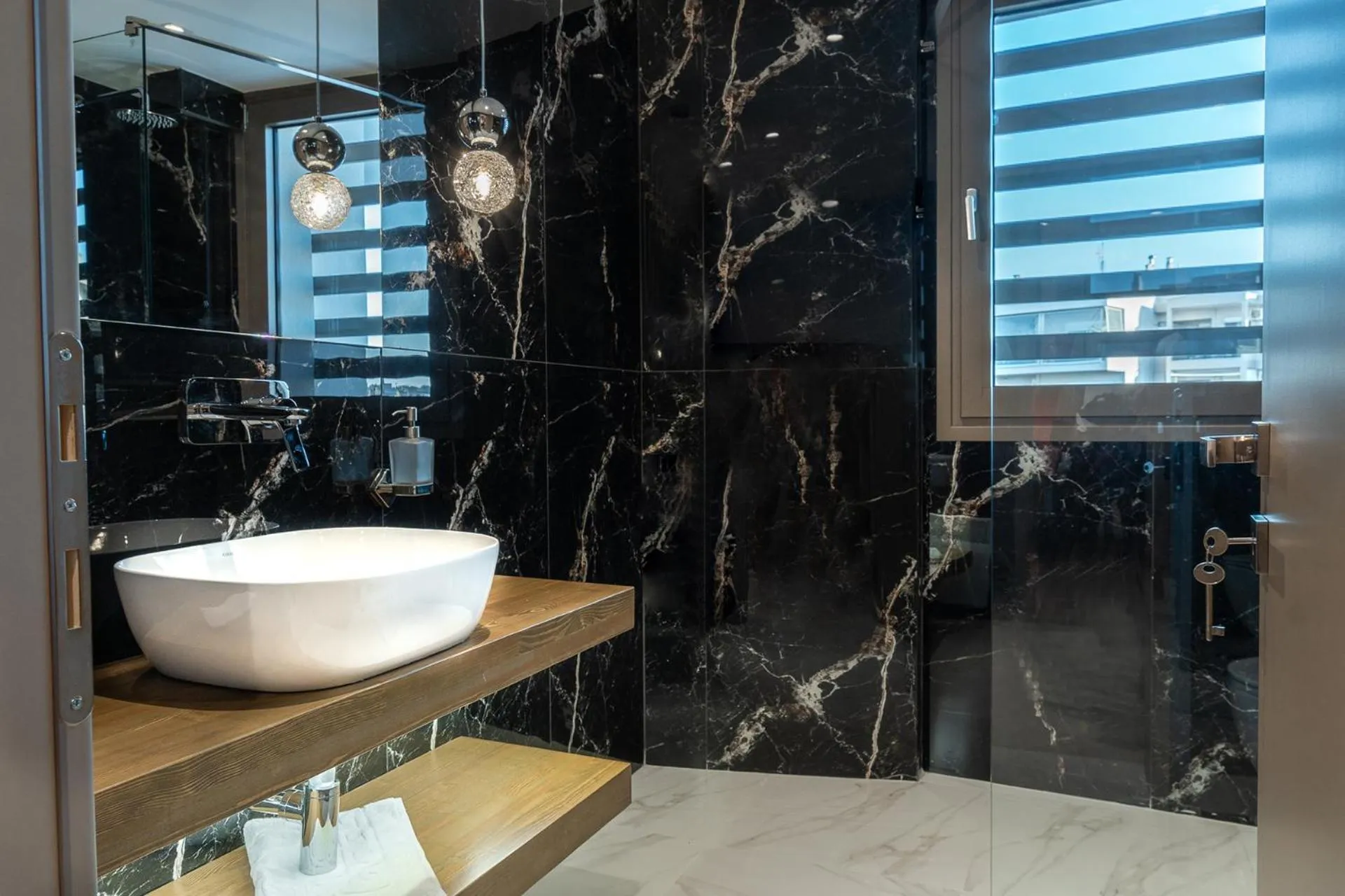 Shower in Sky Boutique Hotel