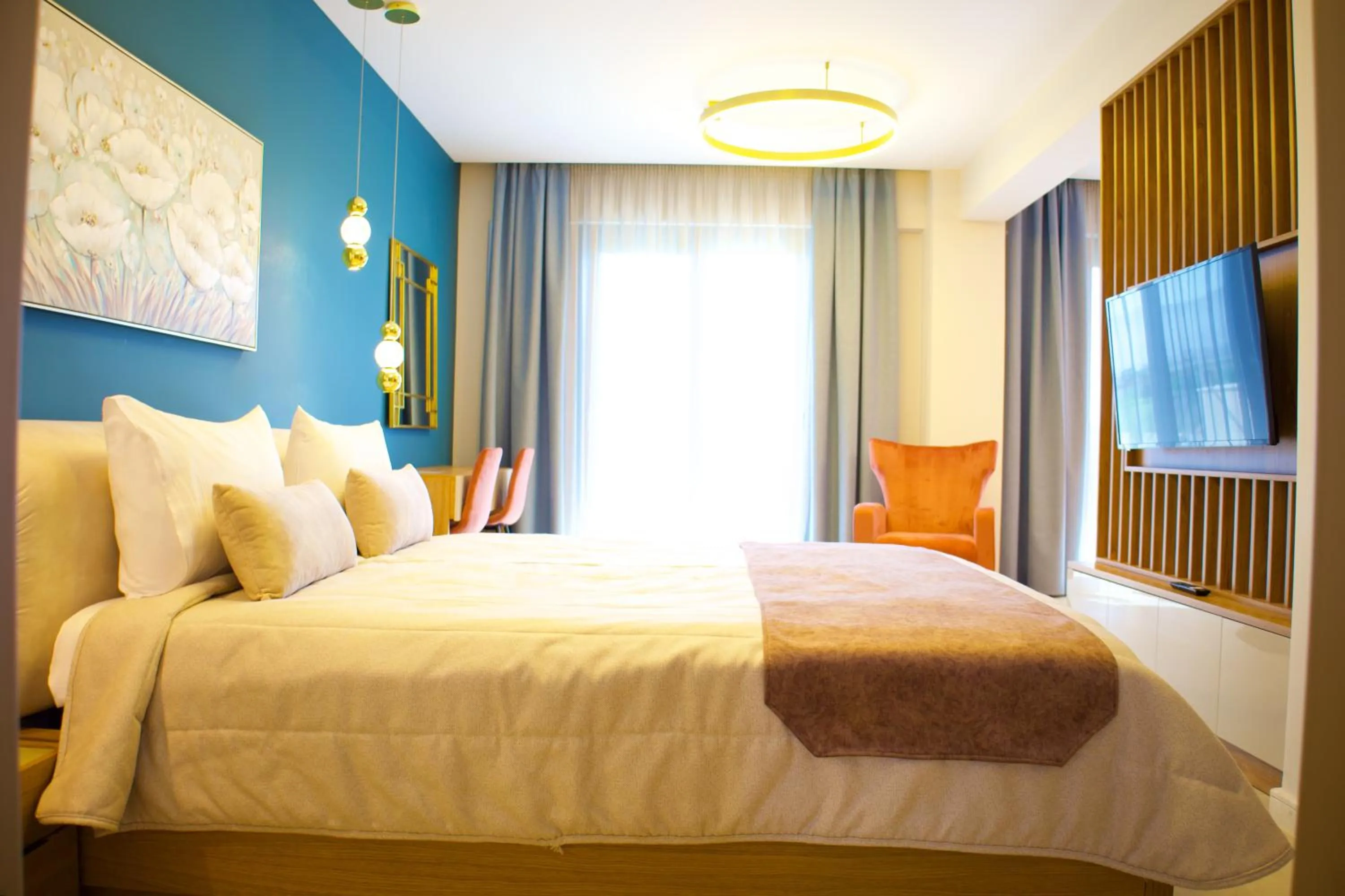 TV and multimedia, Bed in Sky Boutique Hotel