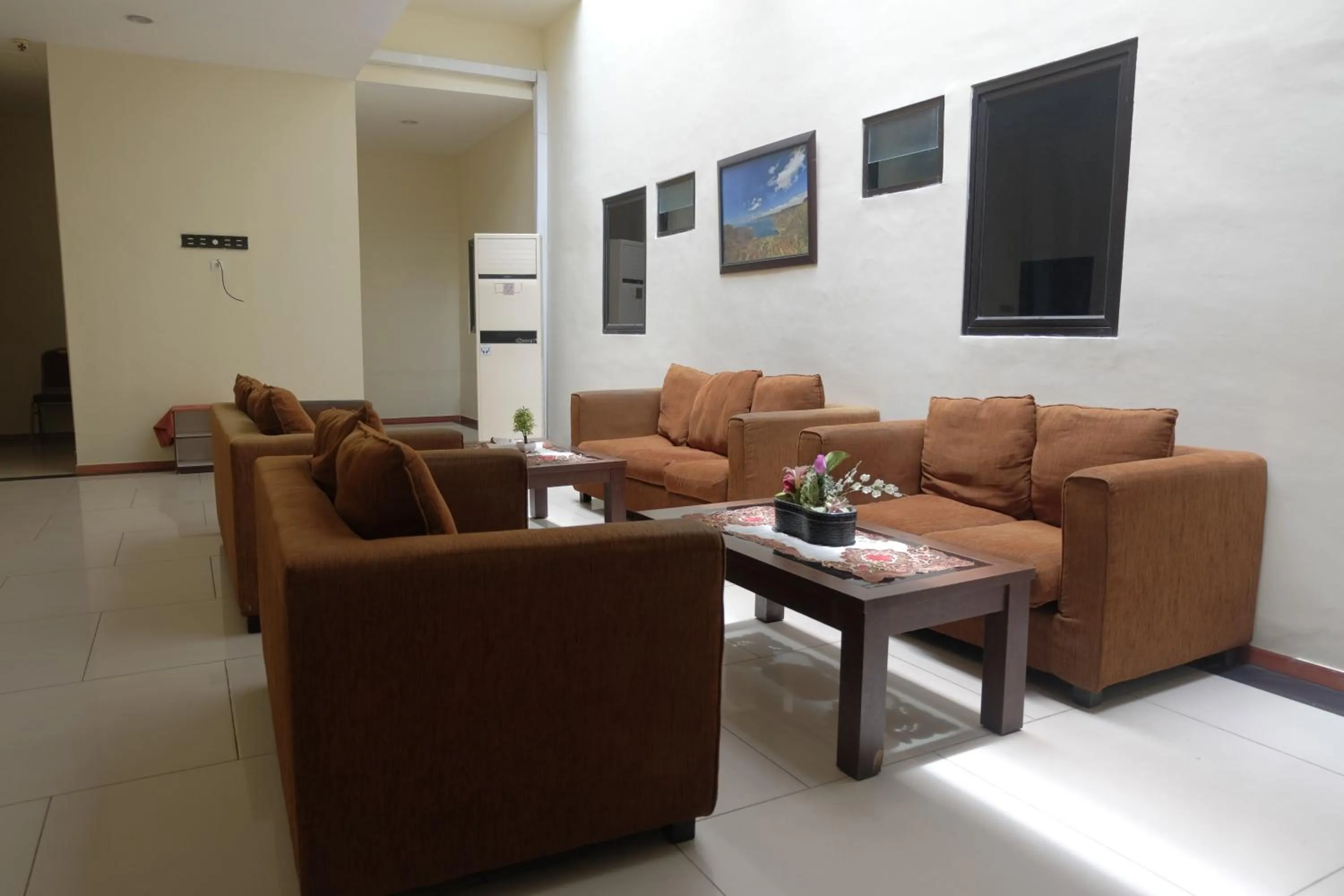 Area and facilities in De Nusantara Hotel Syariah