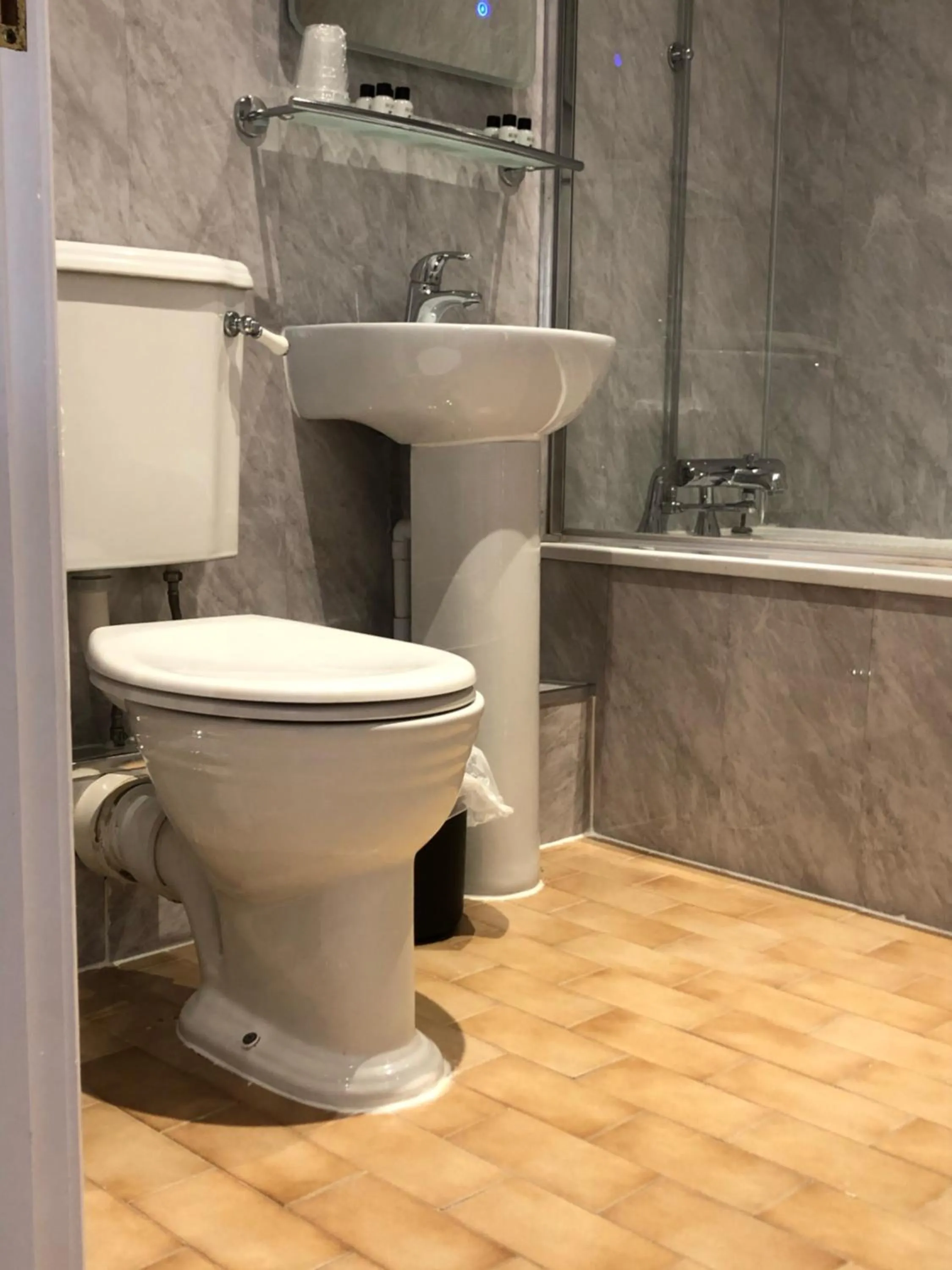 Shower in The Kellbank