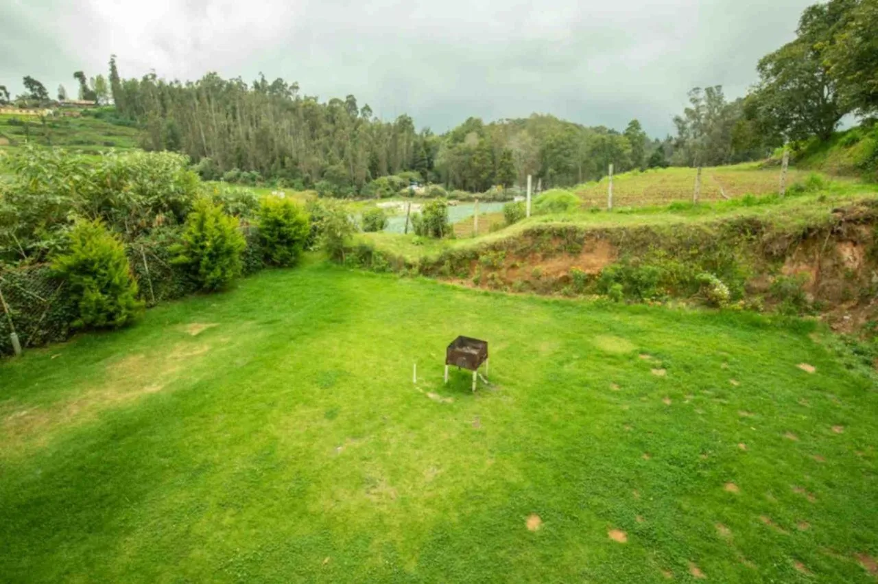 Garden in Lazo Silver Lake , Ooty