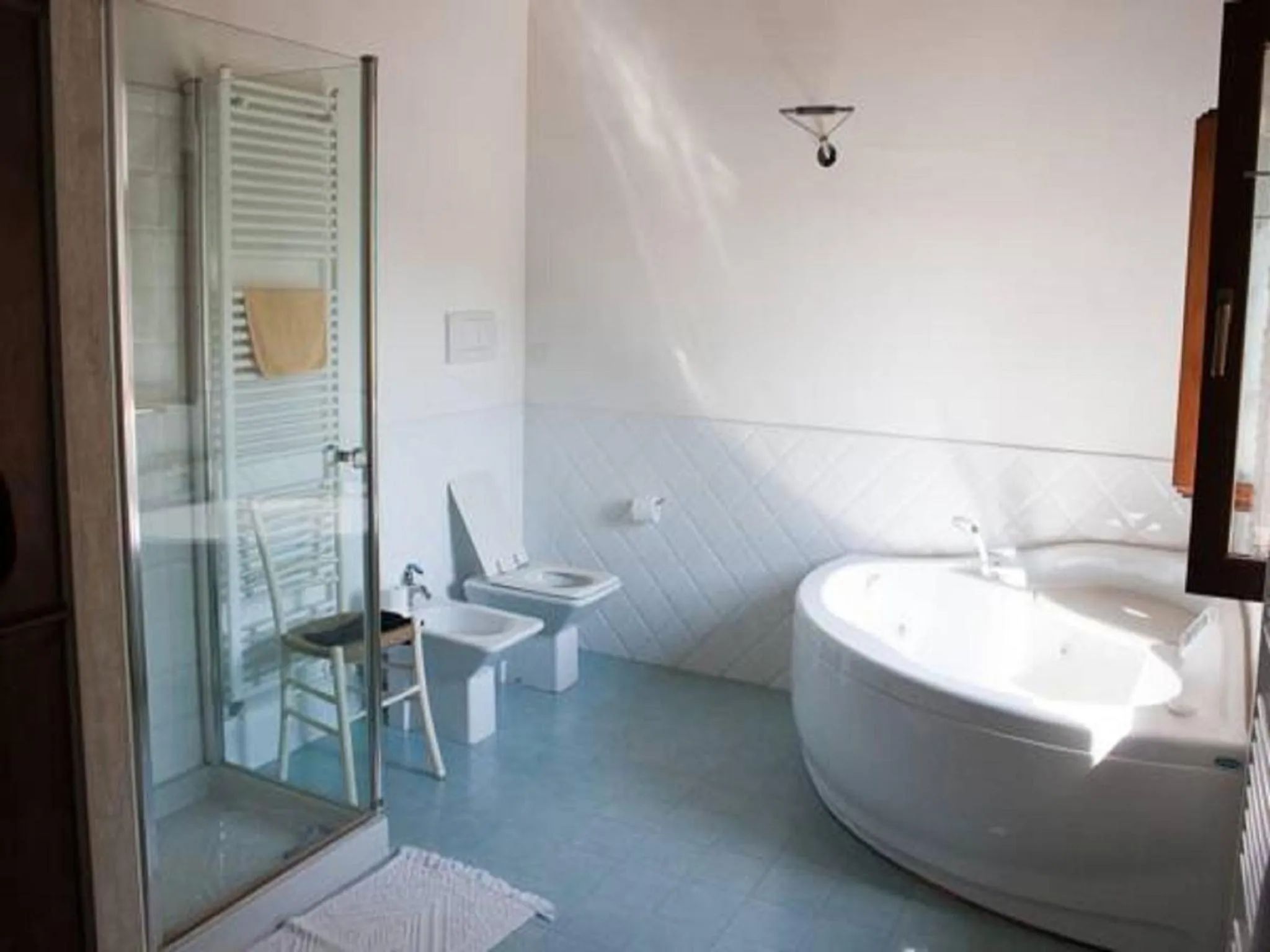 Shower in Villarondanella