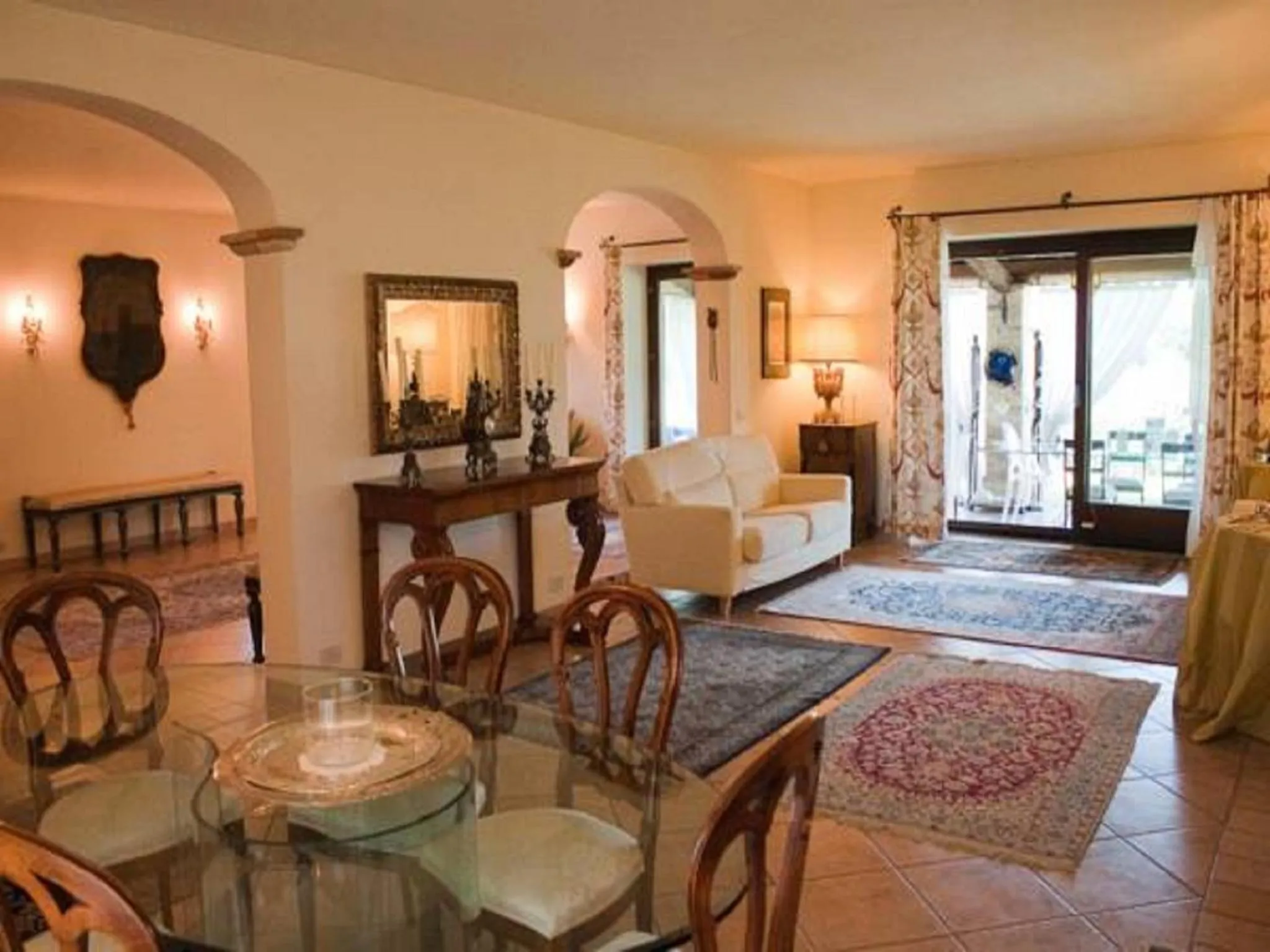 Communal lounge/ TV room in Villarondanella