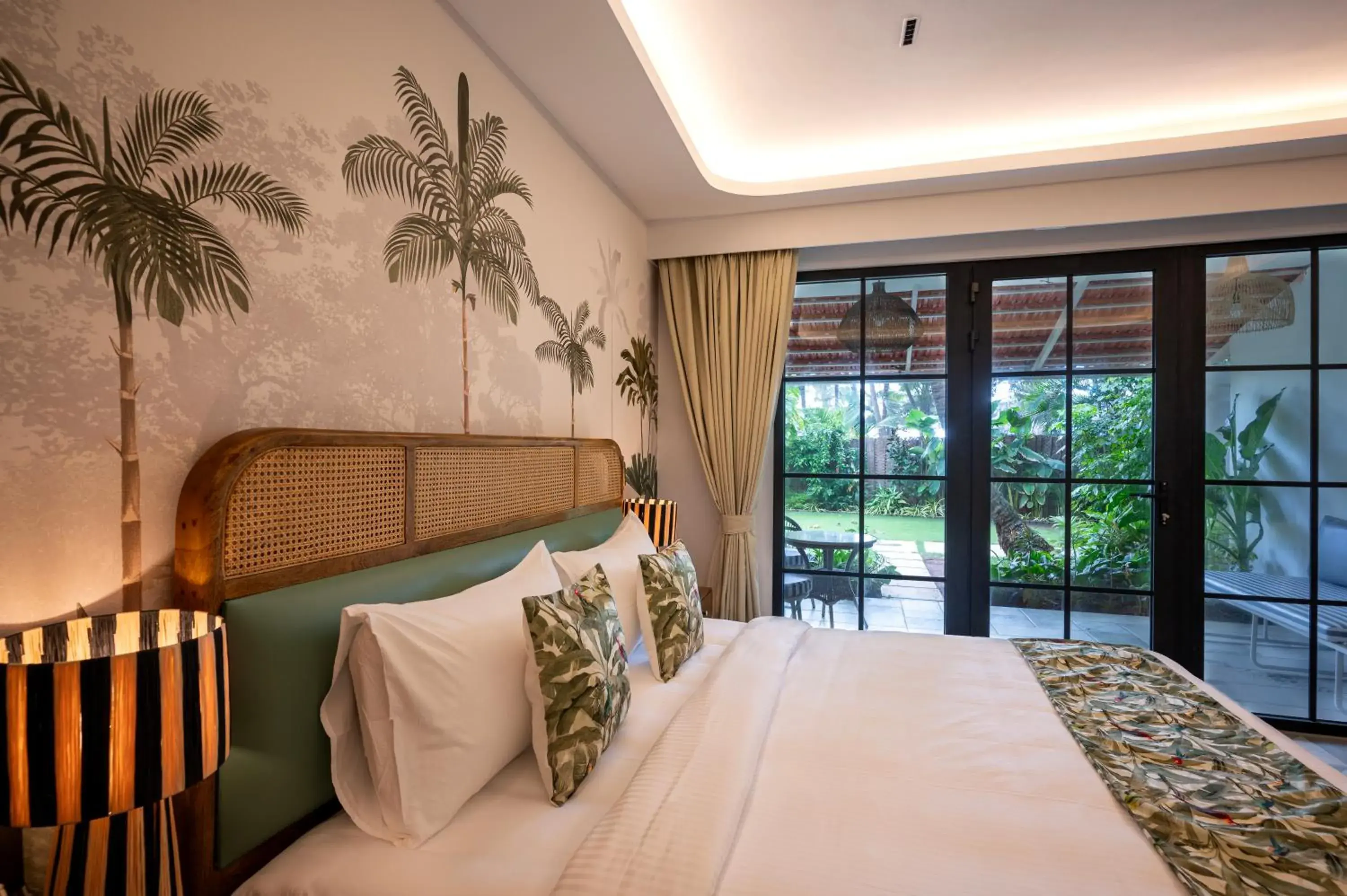 Bedroom, Bed in Palma Beach Resort Bedroom, Bed in Palma Beach Resort