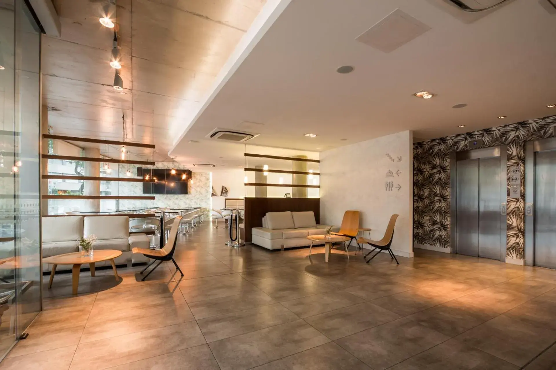 Facade/entrance in Vivaldi Hotel Loft Punta Carretas Facade/entrance in Vivaldi Hotel Loft Punta Carretas