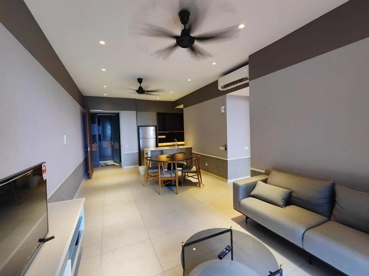 Millerz Square by Tido-Tido