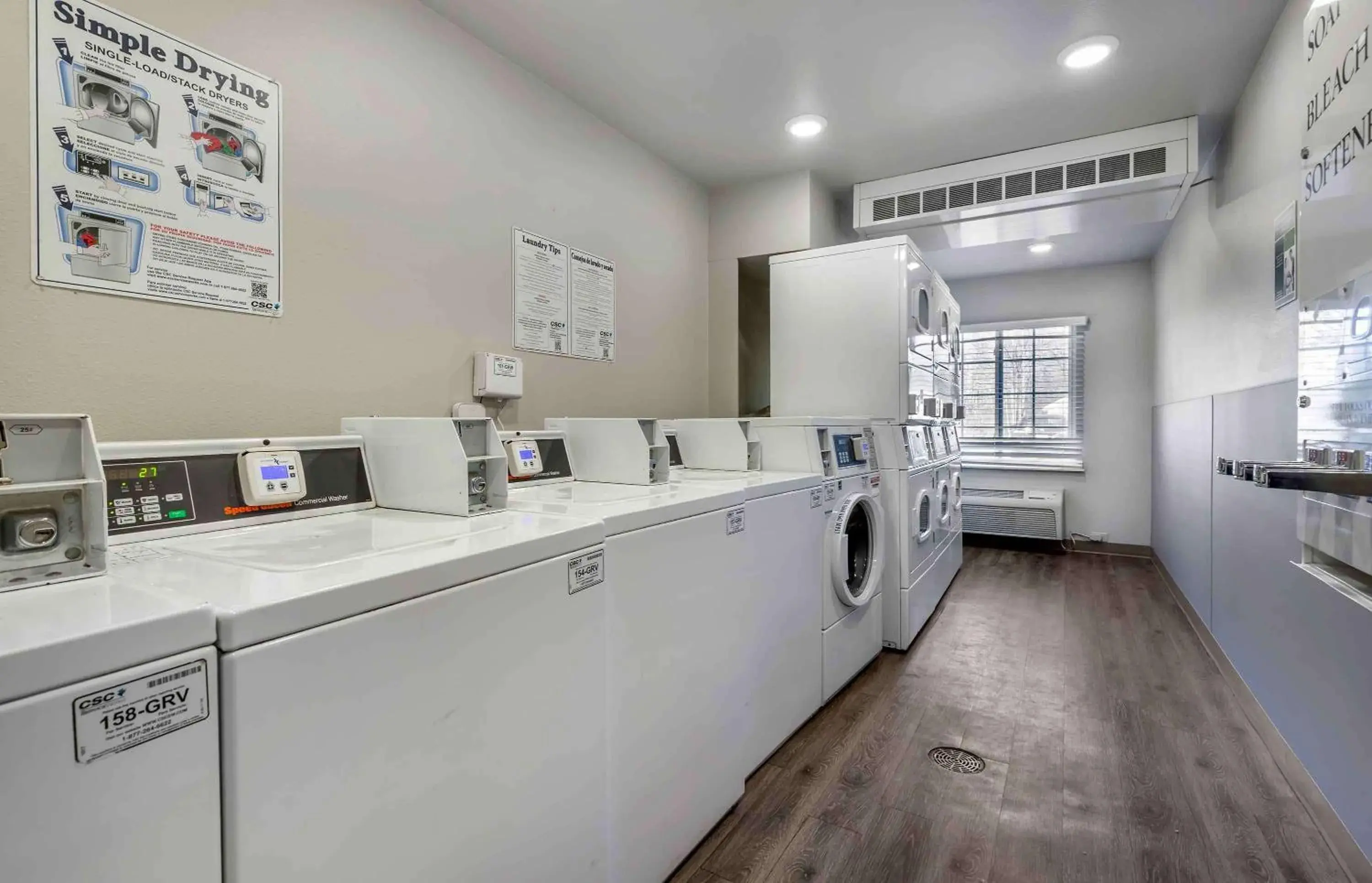 Property building in Extended Stay America Select Suites - Gainesville Property building in Extended Stay America Select Suites - Gainesville