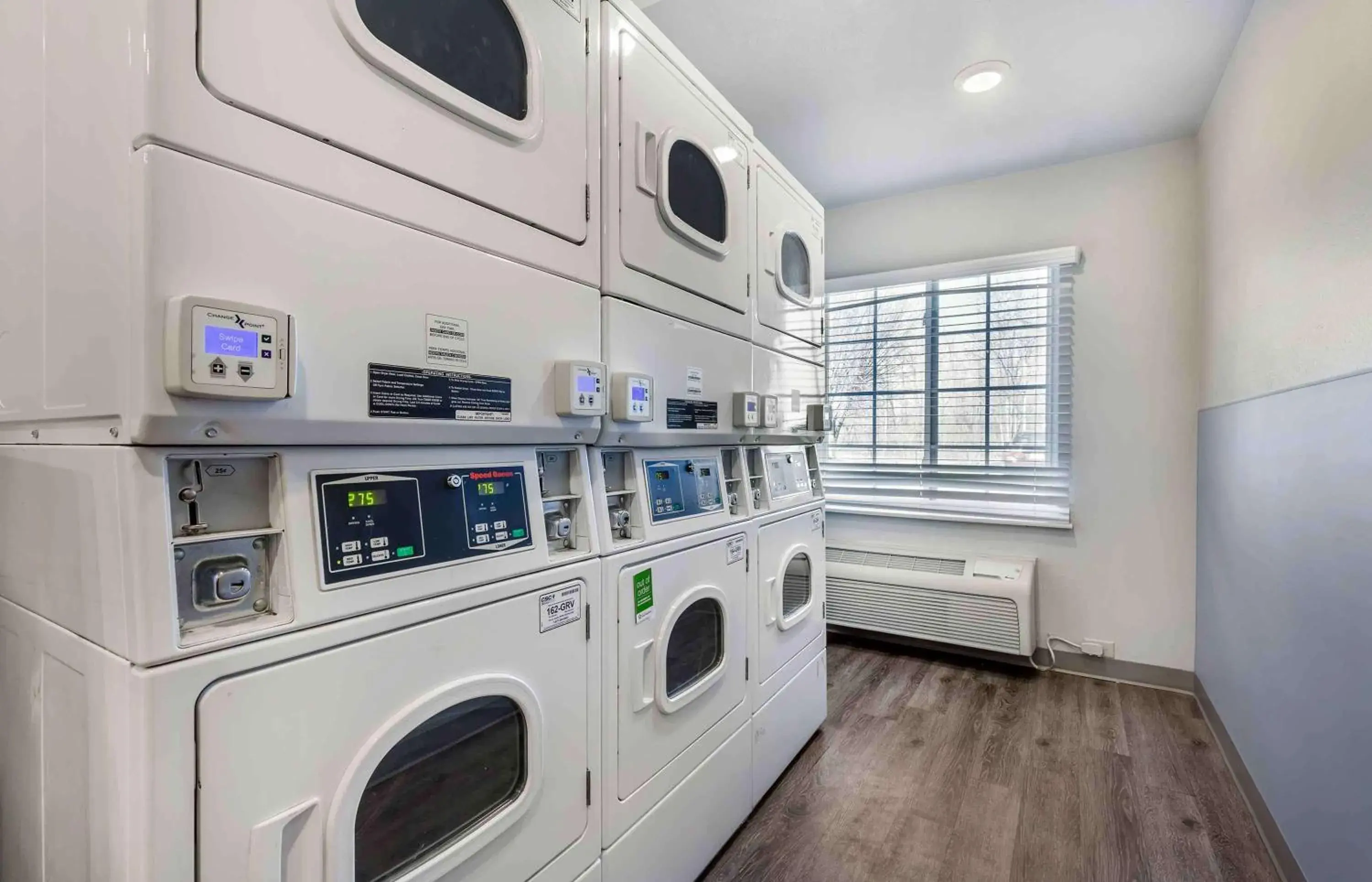 Property building in Extended Stay America Select Suites - Gainesville Property building in Extended Stay America Select Suites - Gainesville