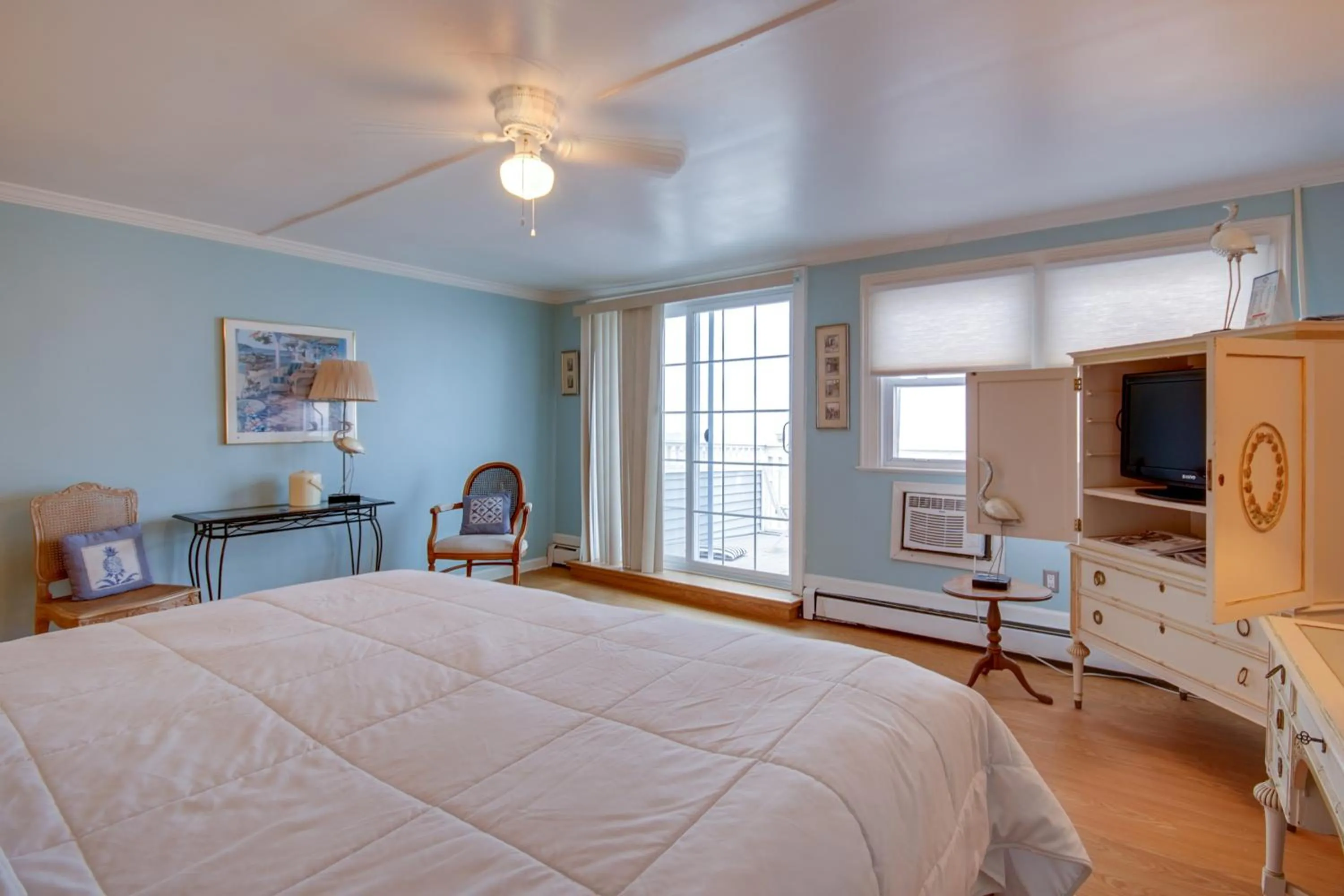 Bed in Beach Walk on the Ocean