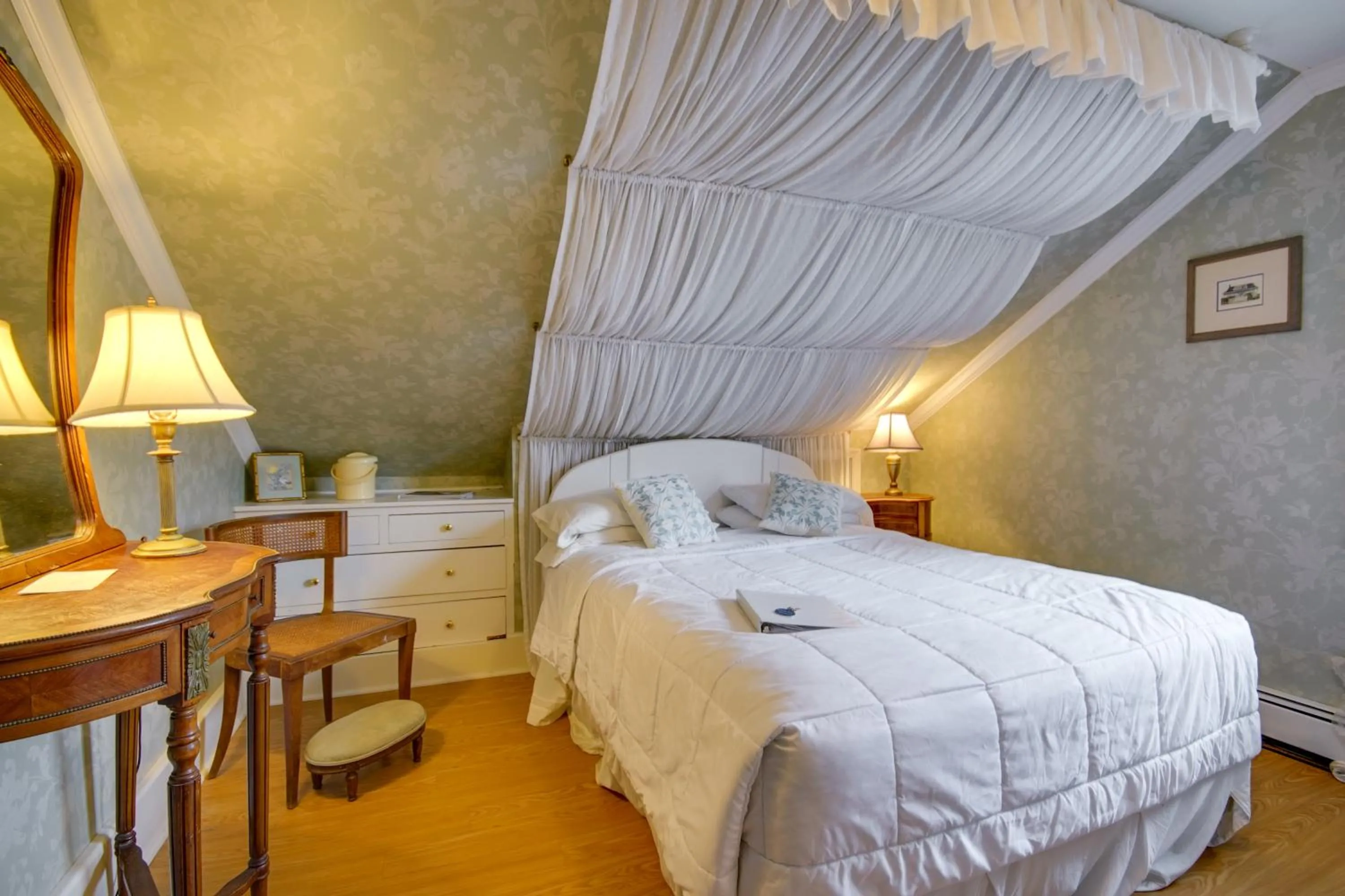 Bed in Beach Walk on the Ocean