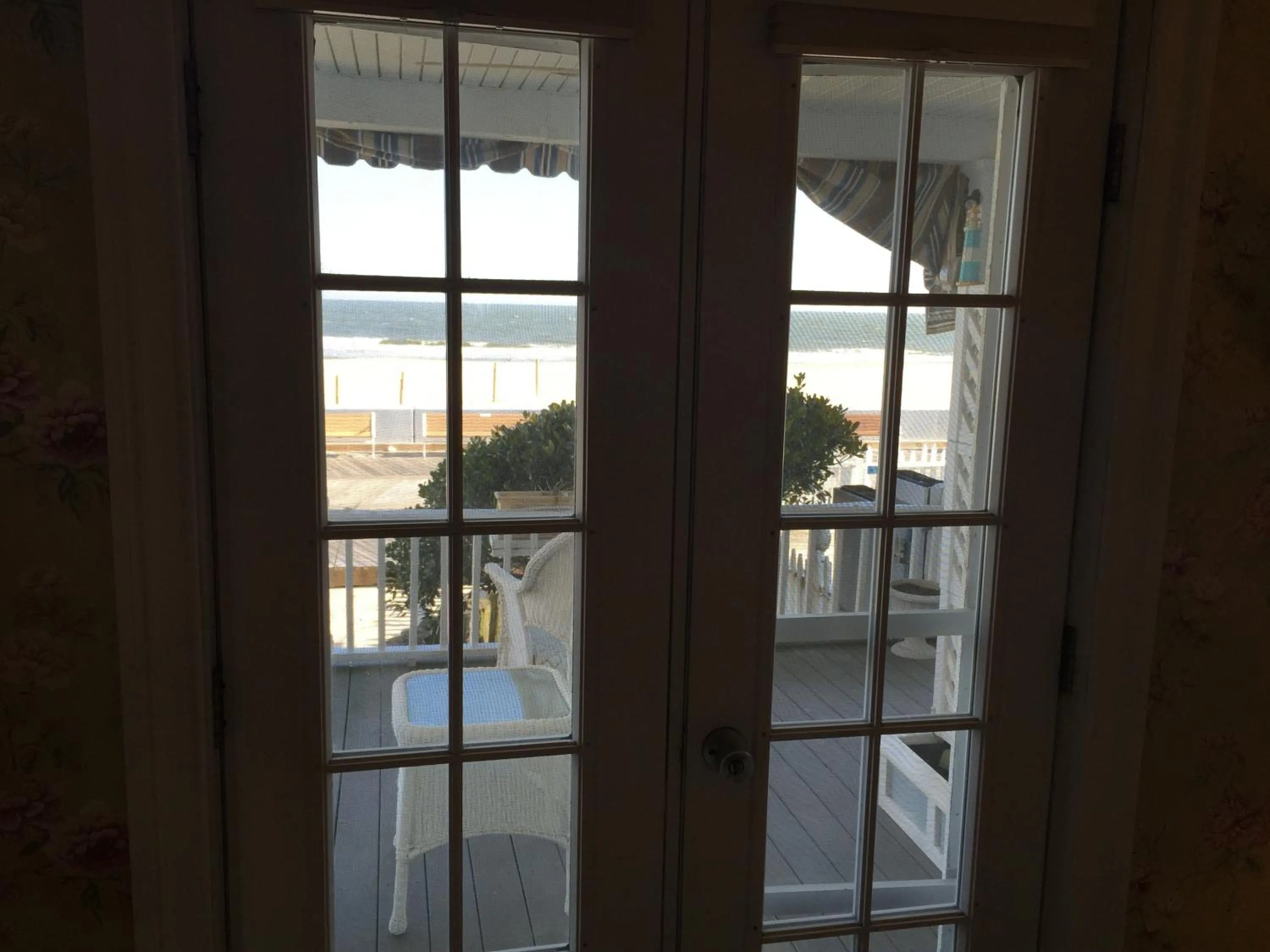 Decorative detail in Beach Walk on the Ocean