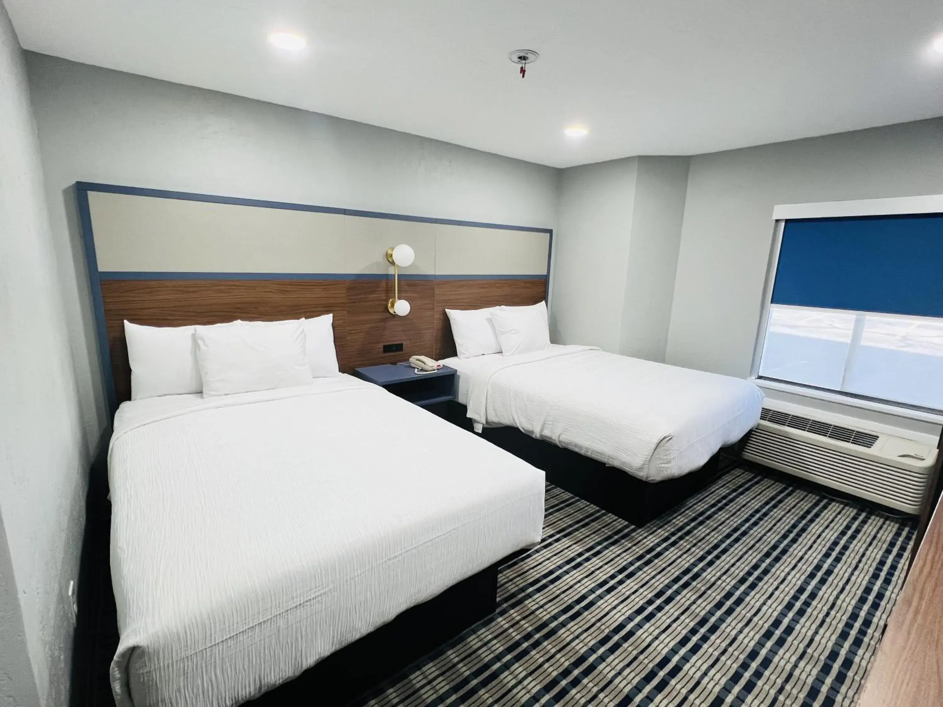 Double Room with Two Double Beds - Non-Smoking in AmericInn by Wyndham Rawlins Double Room with Two Double Beds - Non-Smoking in AmericInn by Wyndham Rawlins