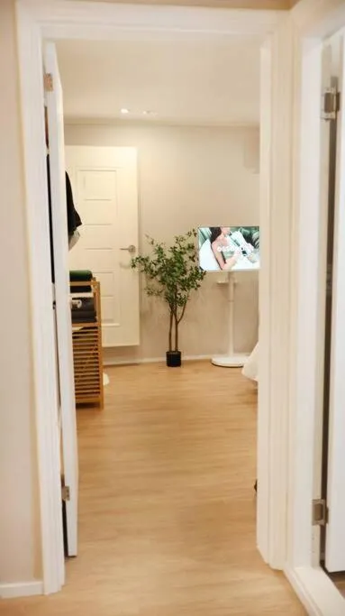 3 rooms 2bathrooms 3beds 3min walk