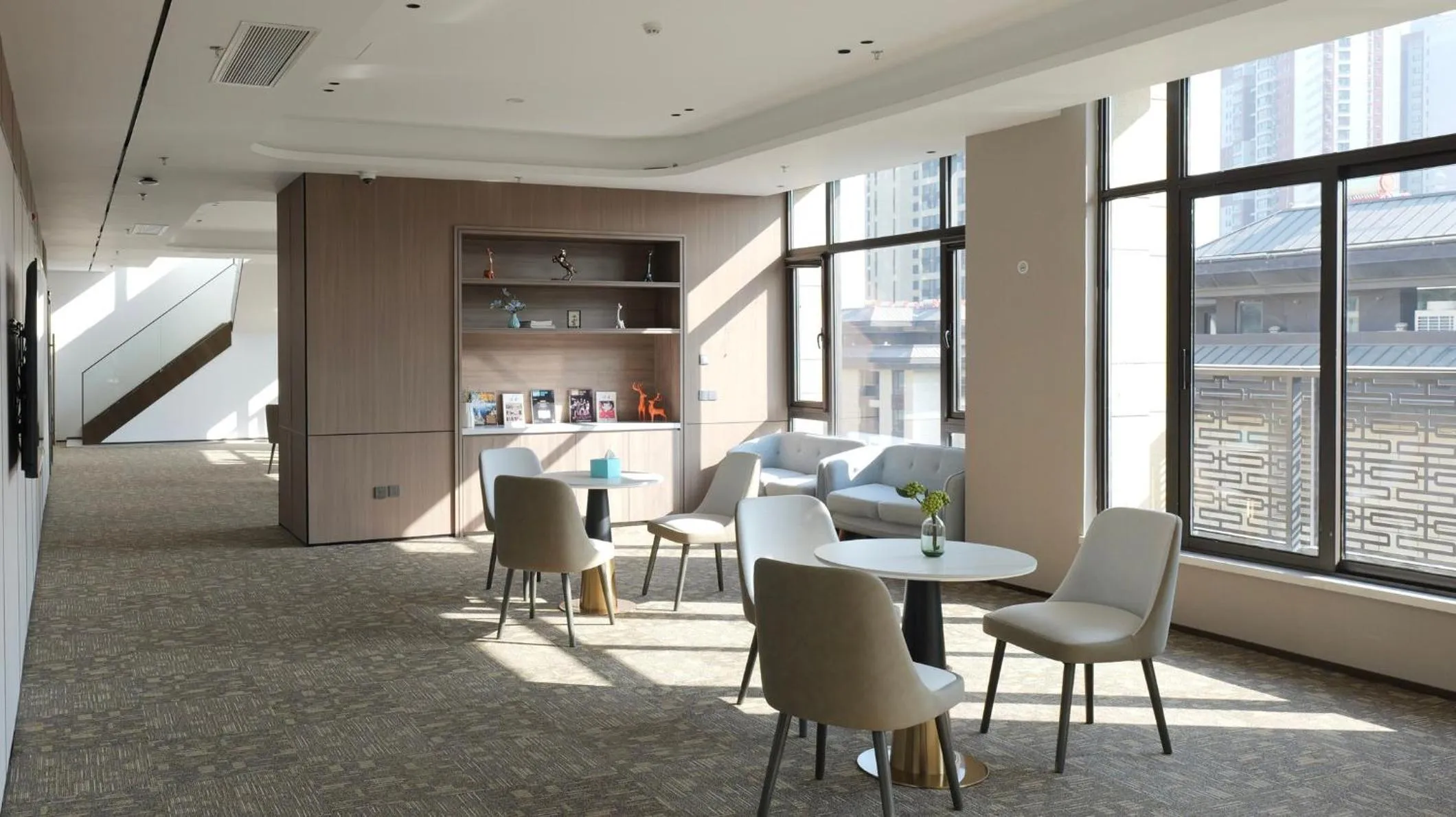 Meeting/conference room in Holiday Inn Express Xi'an North Station by IHG