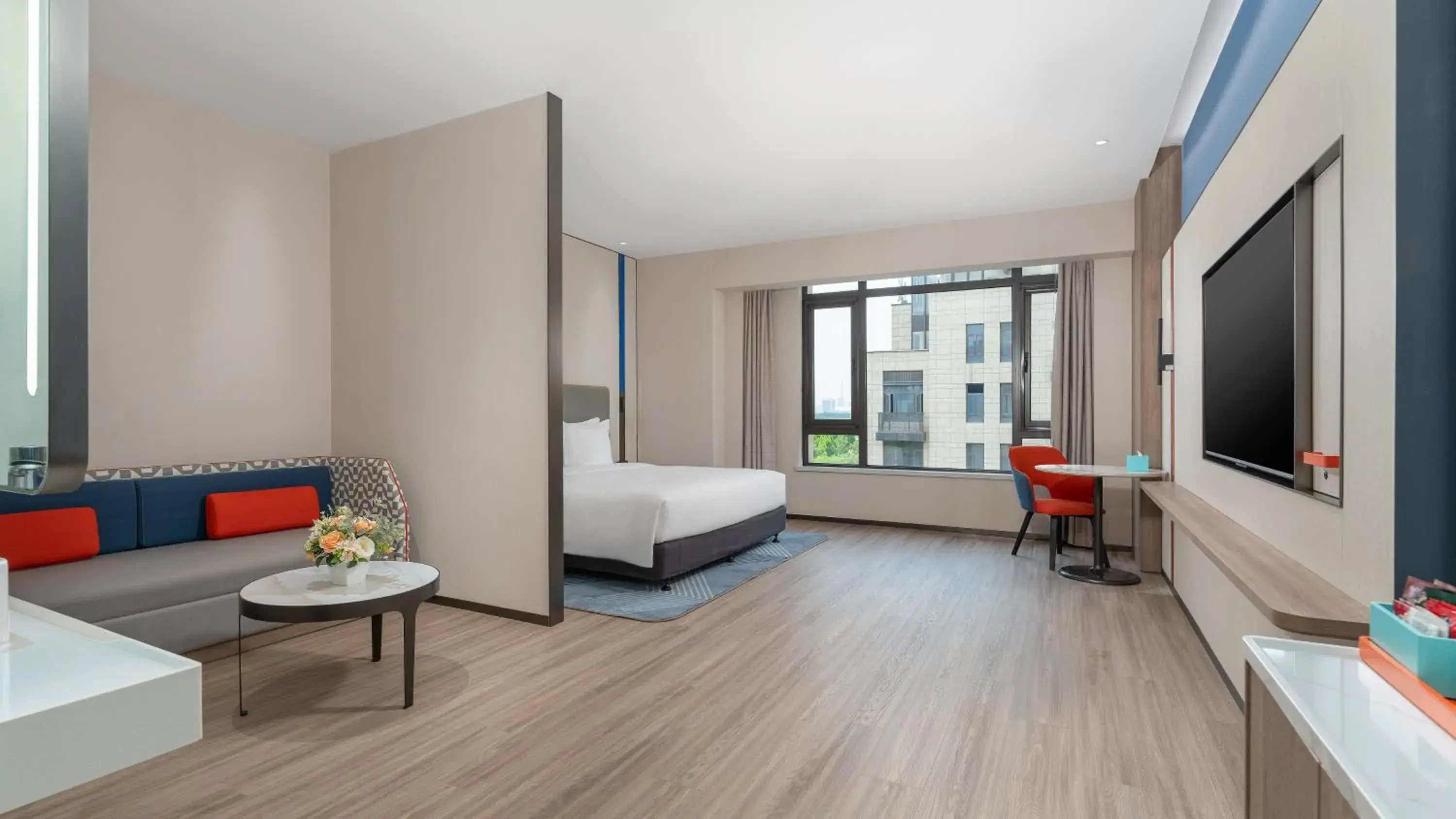 Photo of the whole room, Bed in Holiday Inn Express Xi'an North Station by IHG Photo of the whole room, Bed in Holiday Inn Express Xi'an North Station by IHG