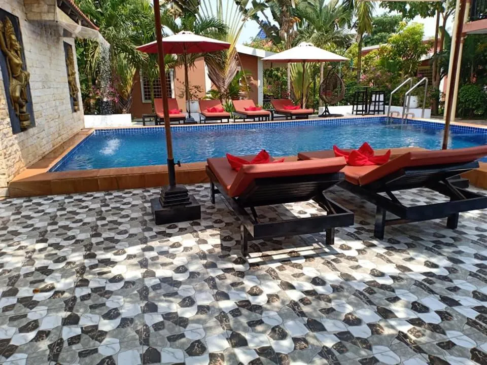 Swimming pool in Sun Boutique Resort & Restaurant