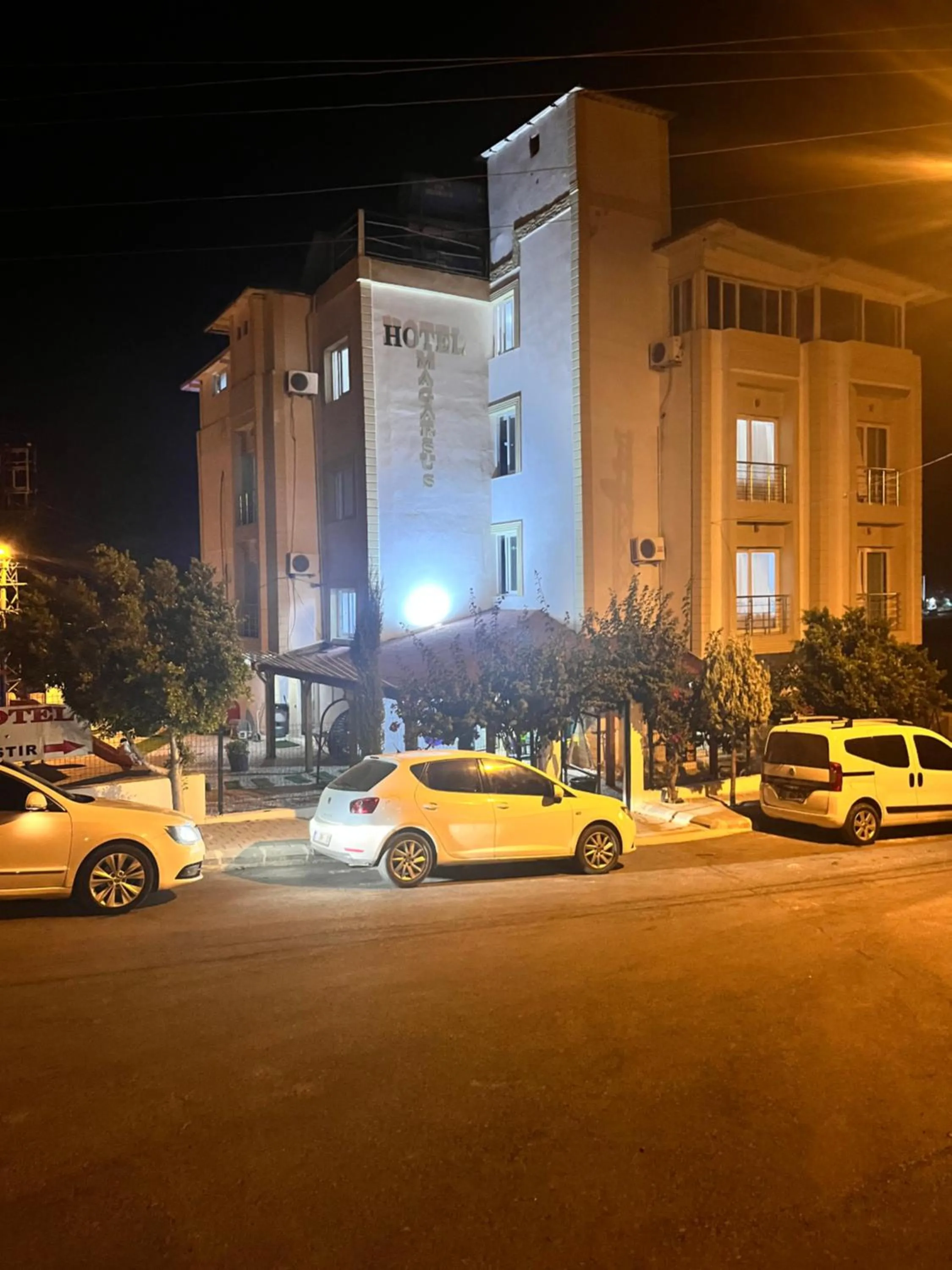 Property building in magarsus elit hotel