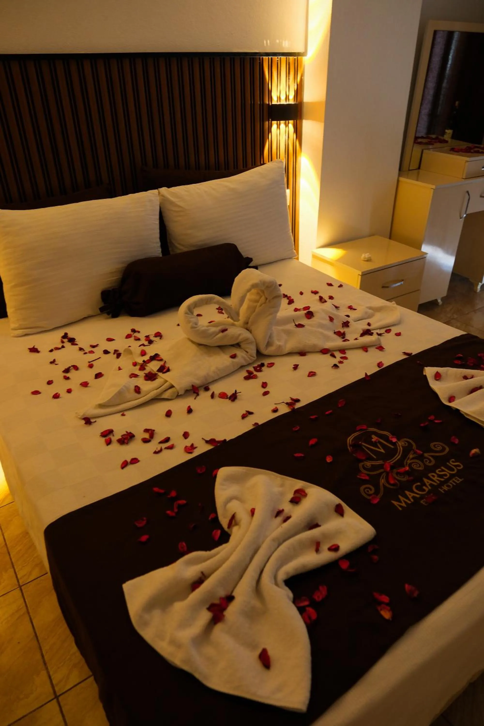 Bed in magarsus elit hotel