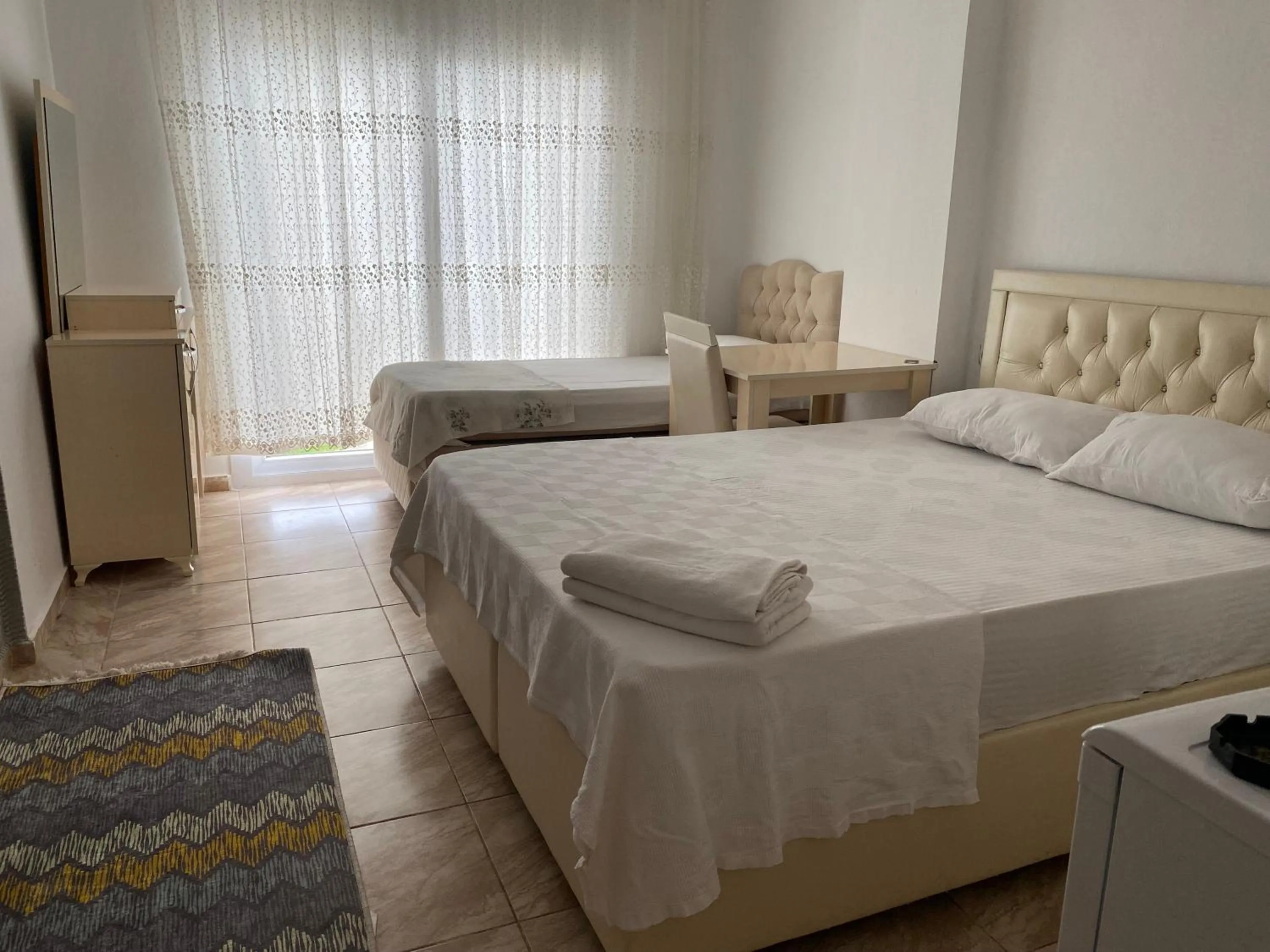 Photo of the whole room, Bed in magarsus elit hotel