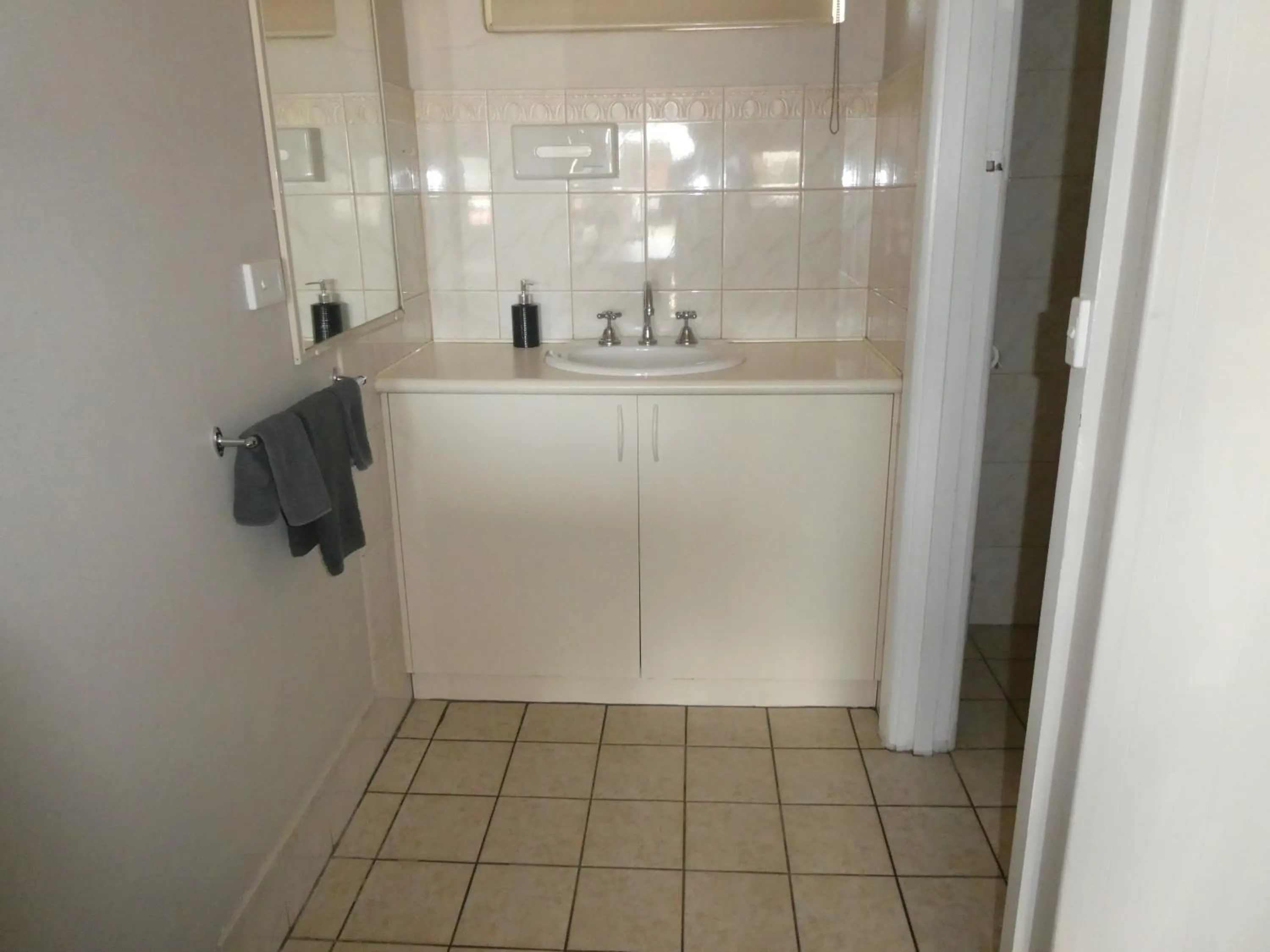 Bathroom in Motel Wellington Wodonga