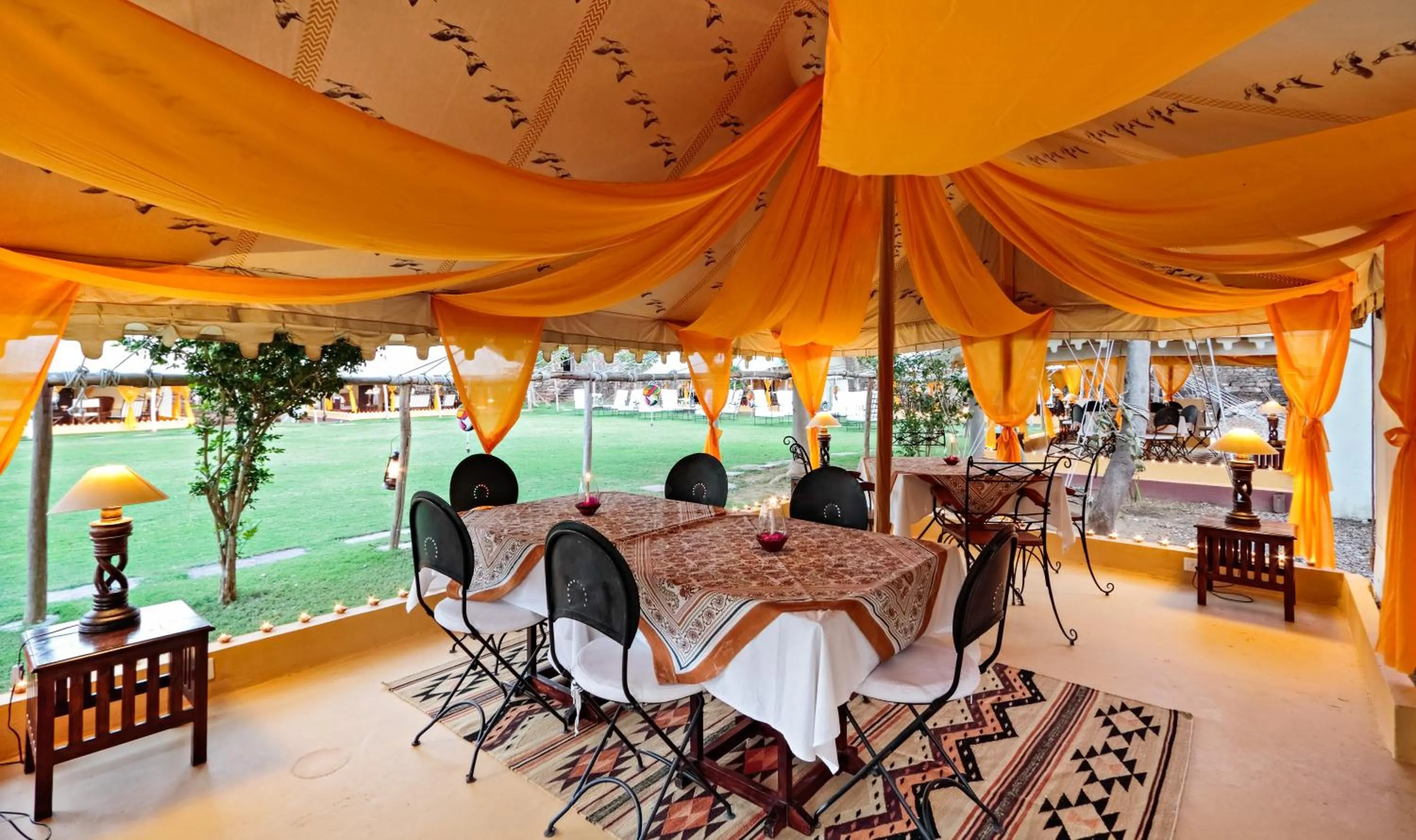 Restaurant/places to eat in Ramathra Fort