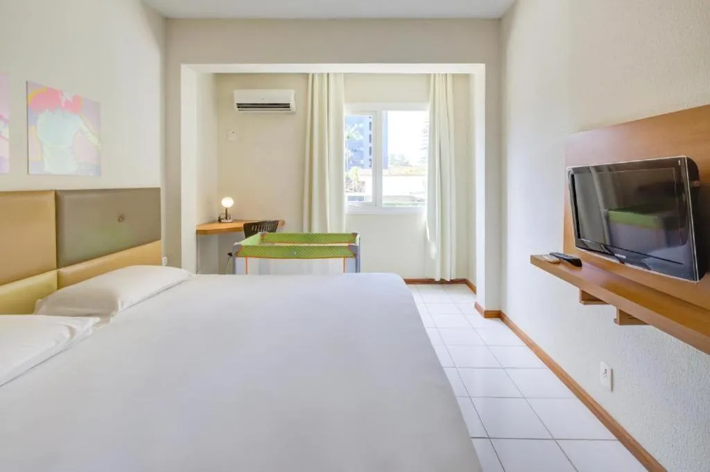 Bed in GoldMen Business Joinville