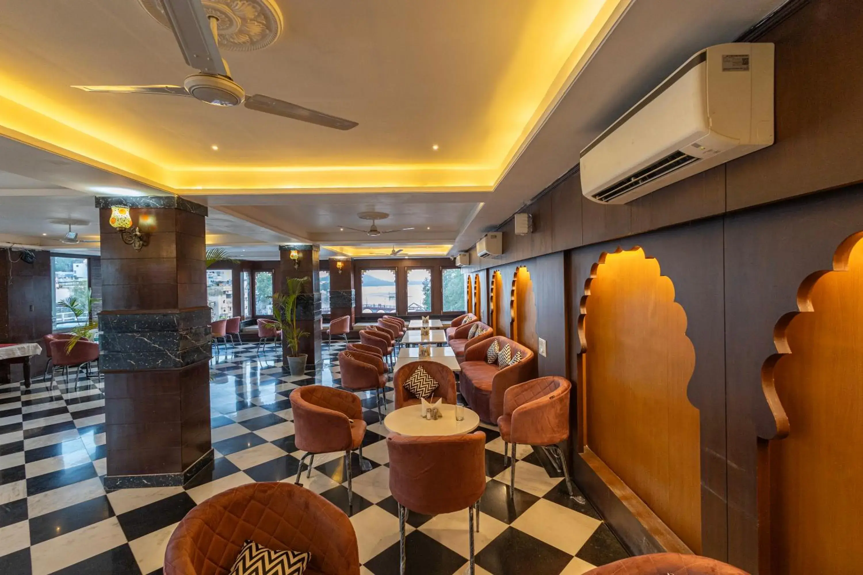 Restaurant/places to eat in Hide-In Udaipur - A Lake View Boutique Hotel Restaurant/places to eat in Hide-In Udaipur - A Lake View Boutique Hotel